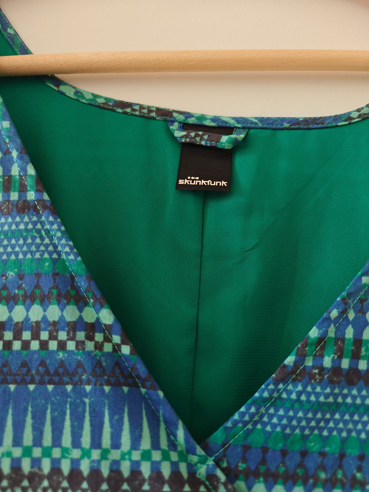 Sleeveless summer dress in green and blue tones