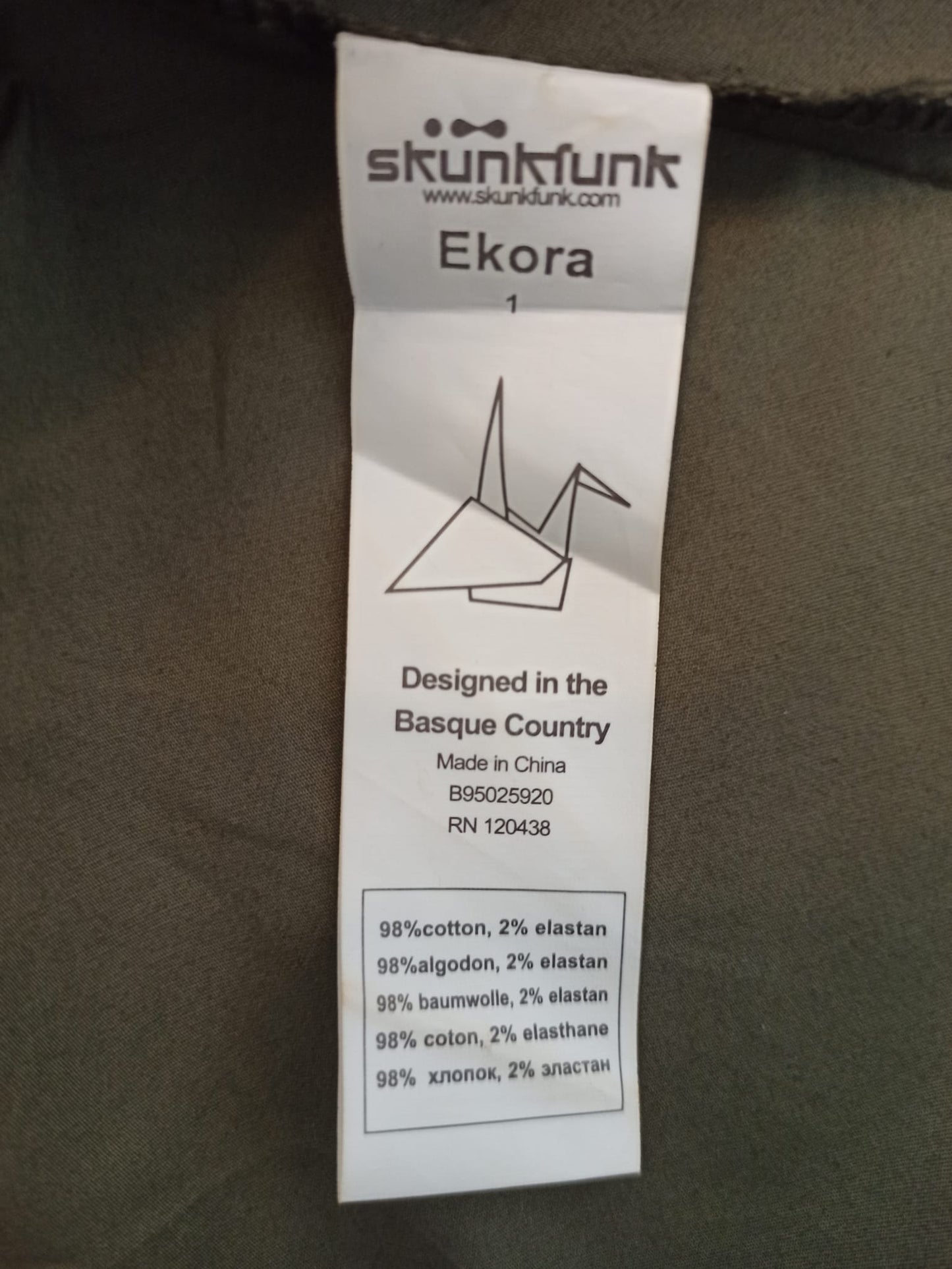 Robe Ekora