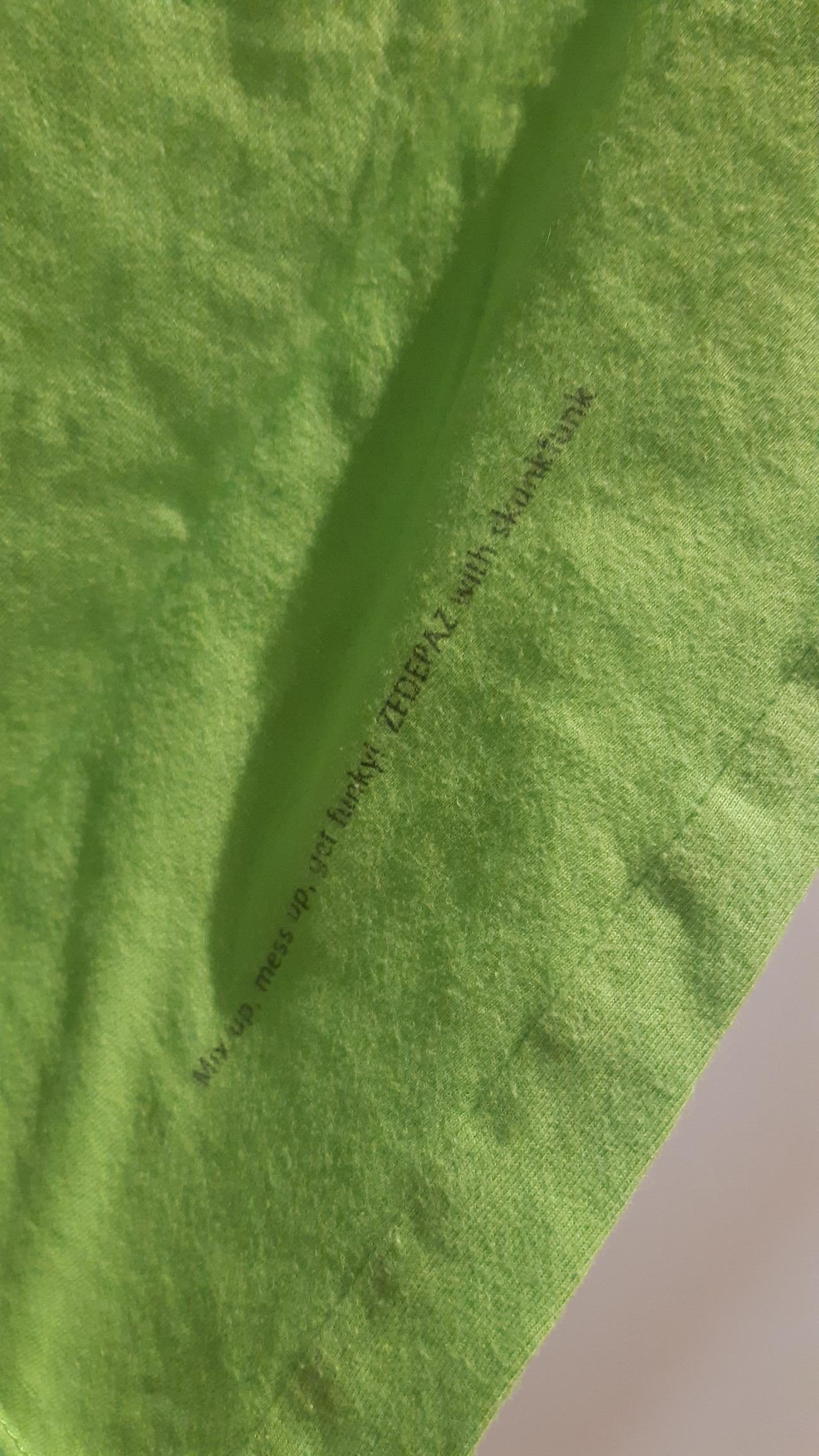 Camiseta Art Collage verde