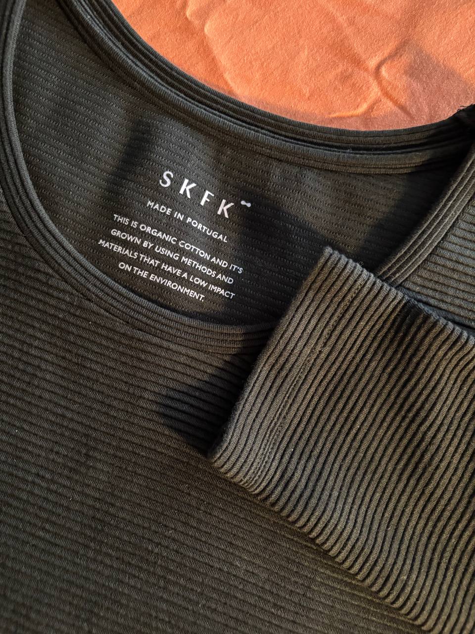 Black dress in organic cotton