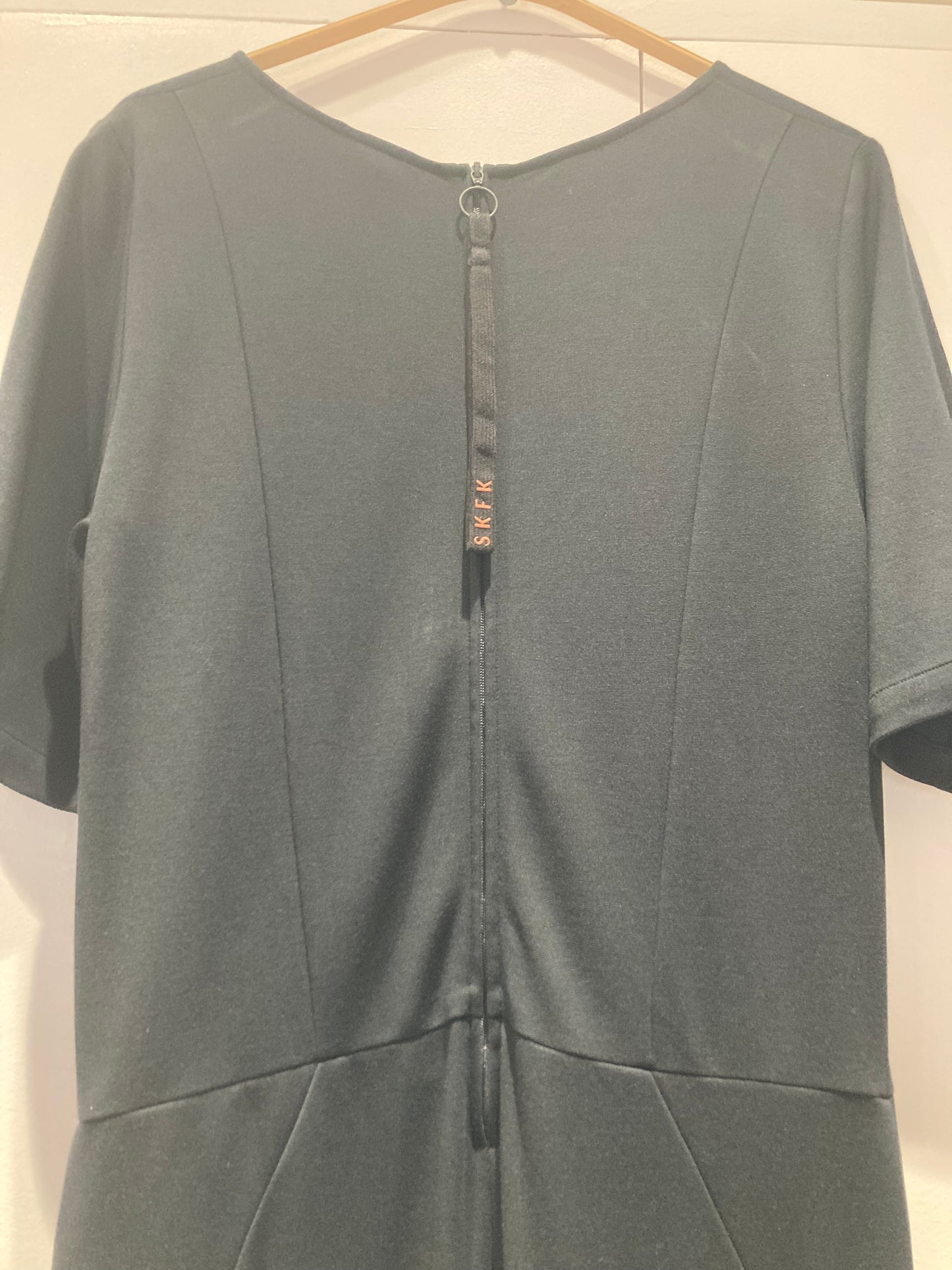 Mono azul marino Gabiria