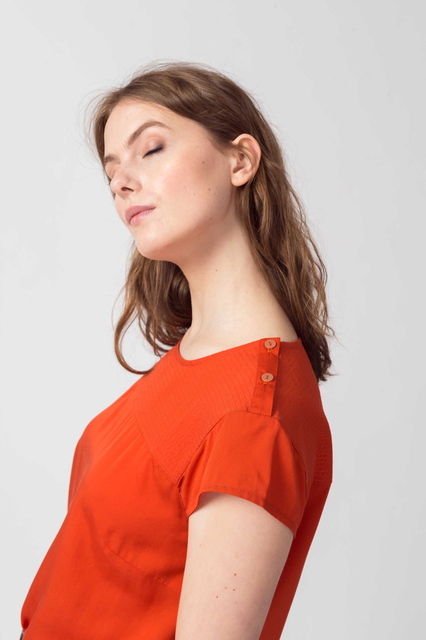 AMAI WOMEN SHIRT