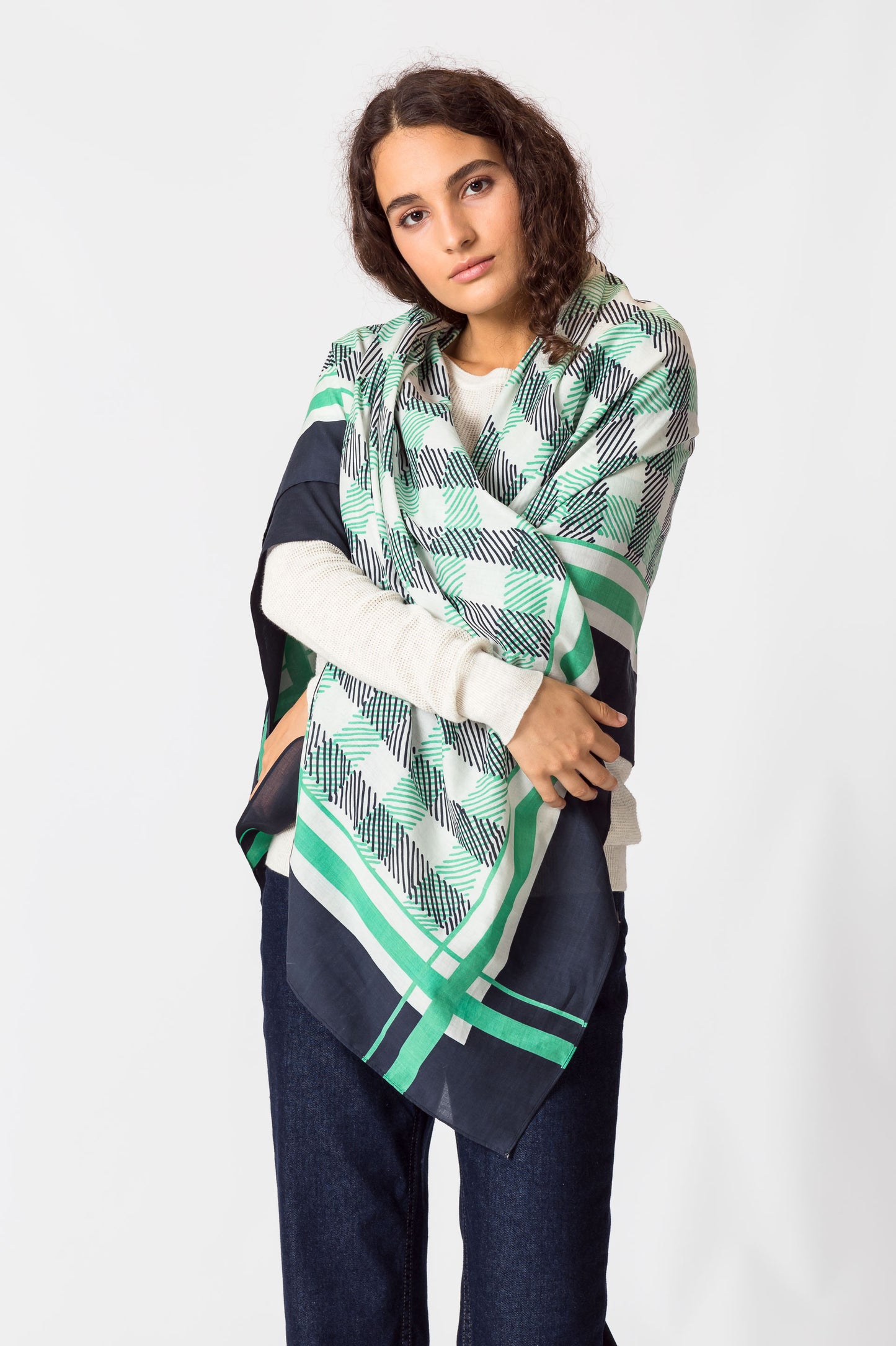 DONOSTI WOMEN SCARF