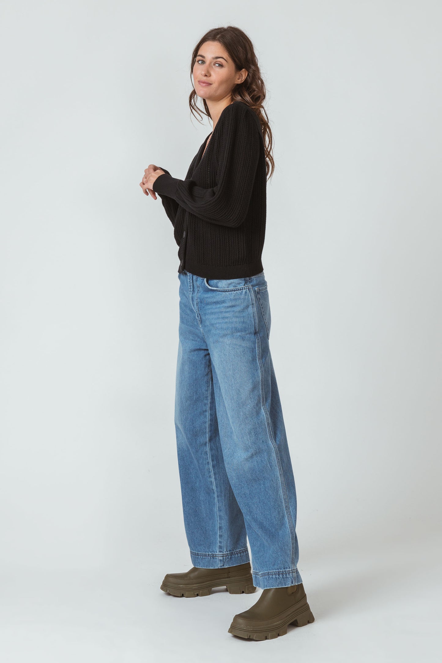 GARINE WOMEN SWEATER