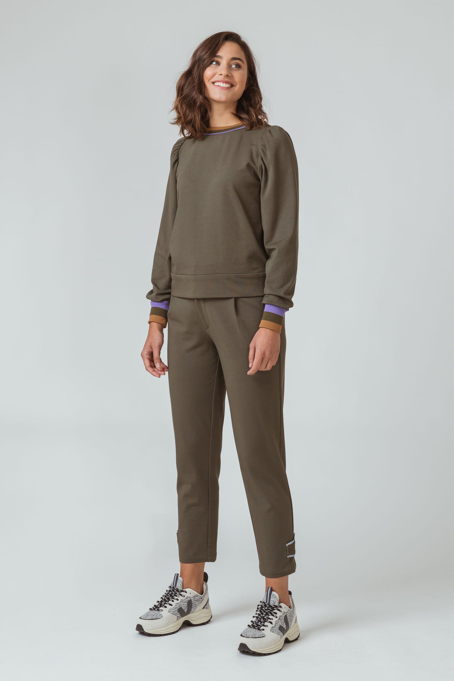 KOIKILE WOMEN SWEATER