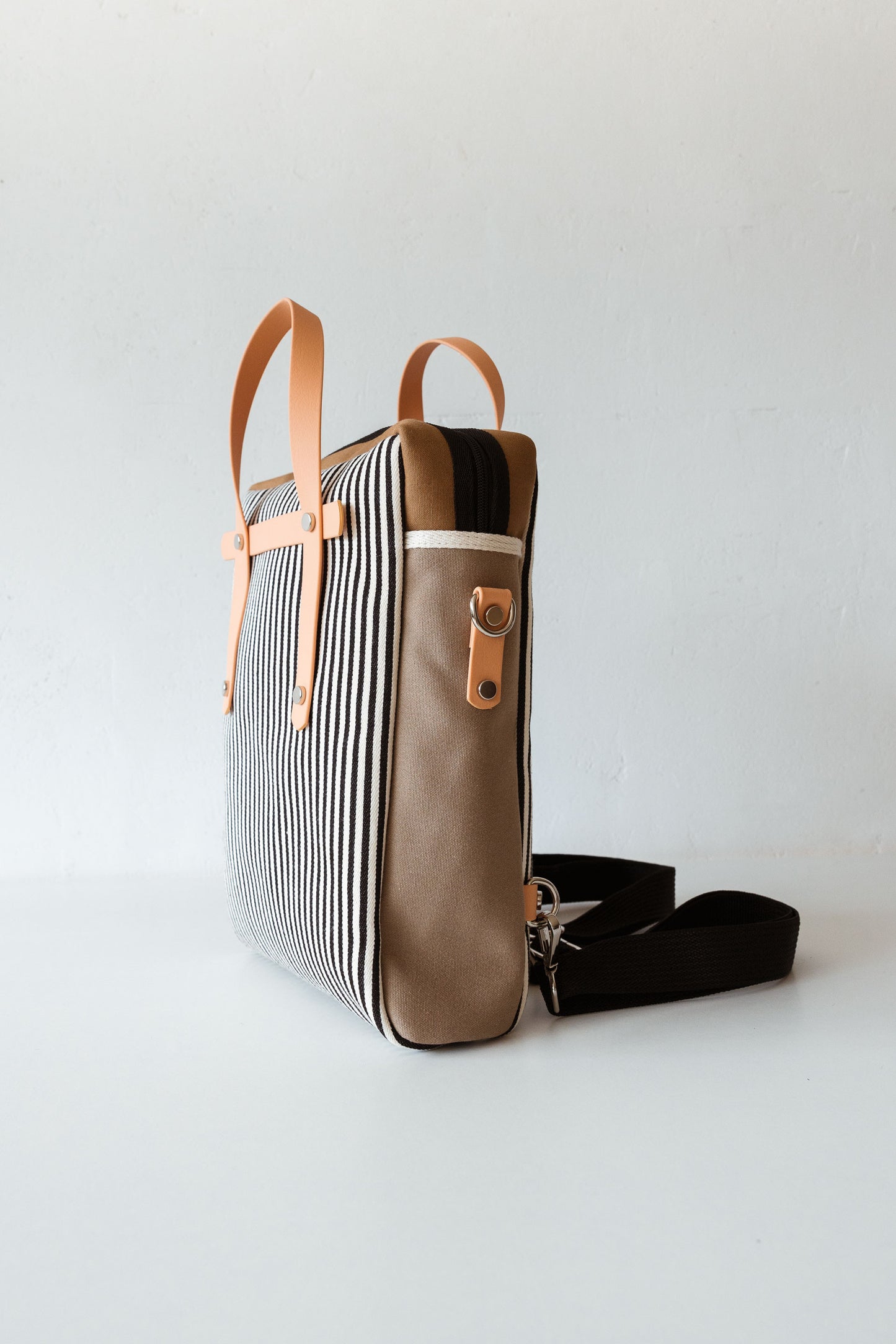 SAC FEMME NUNU