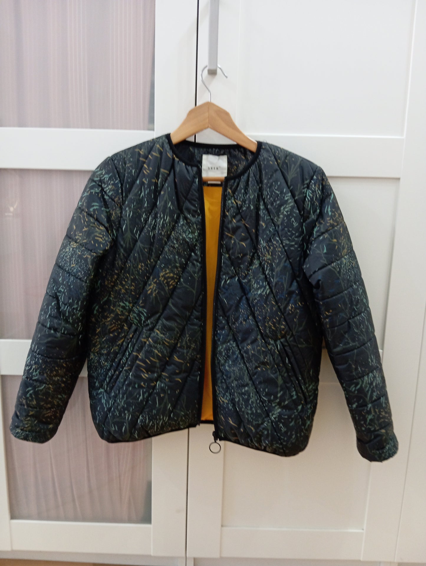 CHAQUETA DE MUJER AIZENE