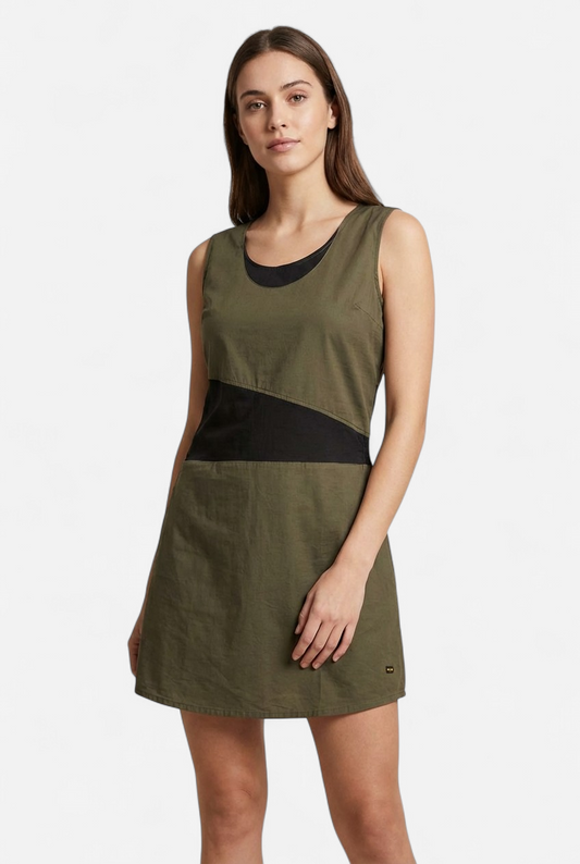 GREEN SLEEVELESS DRESS