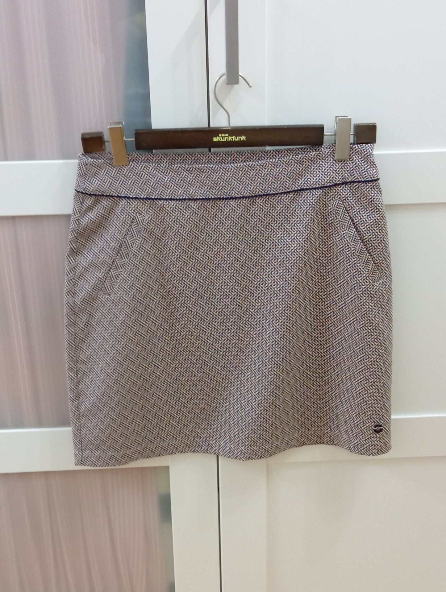 FALDA GEOMETRIA