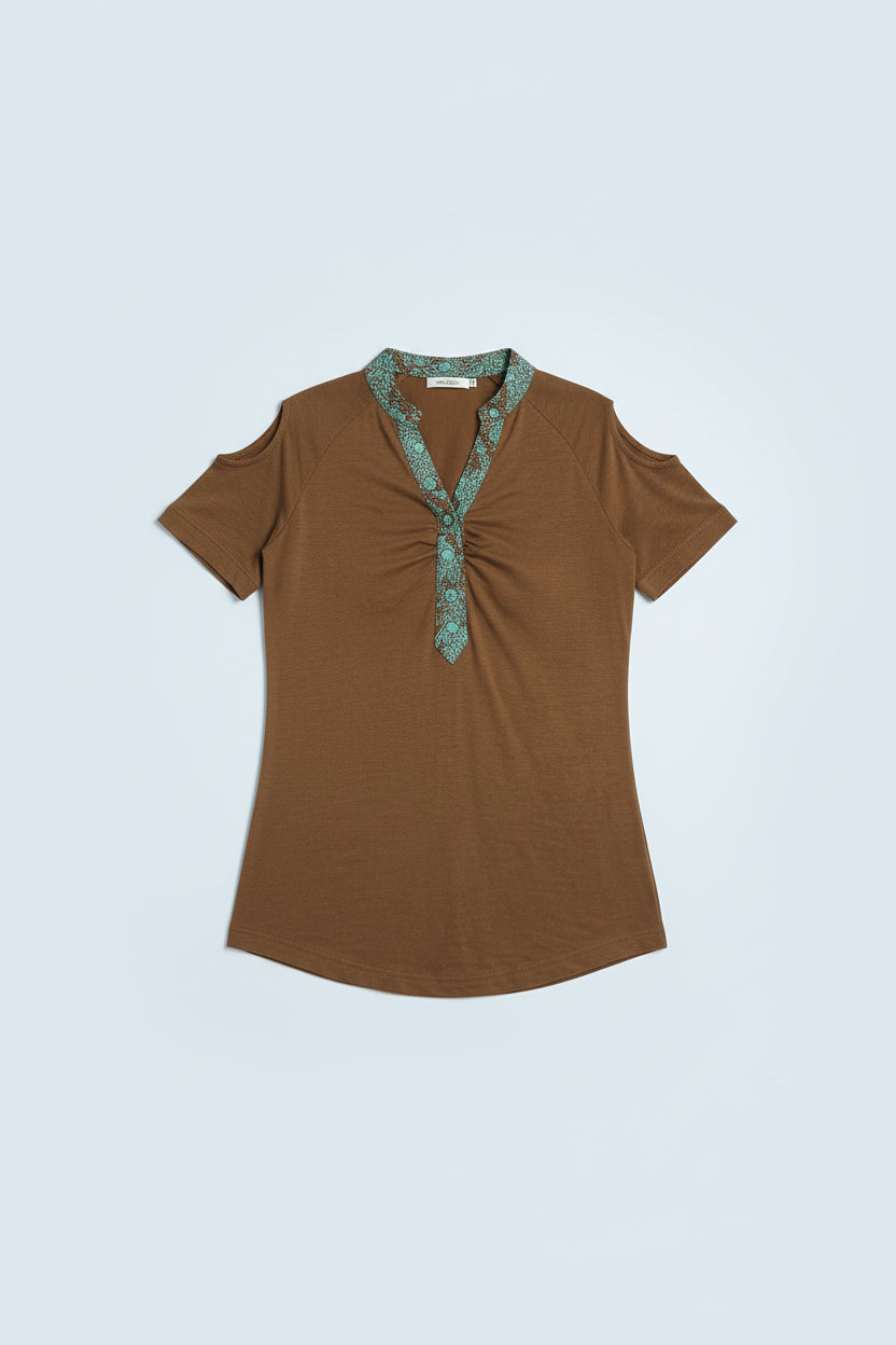 Off-shoulder T-shirt
