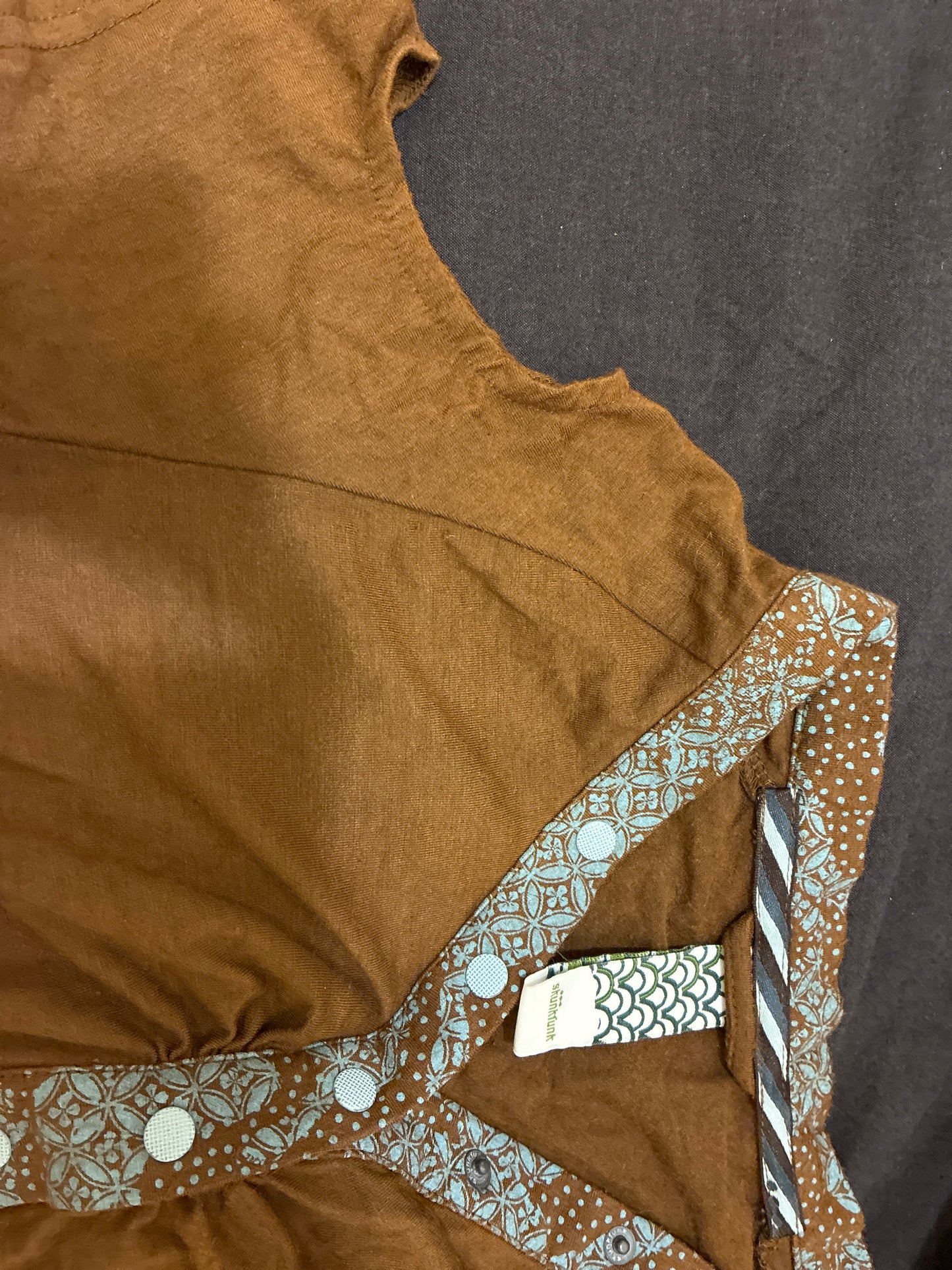 T-shirt épaules dénudées