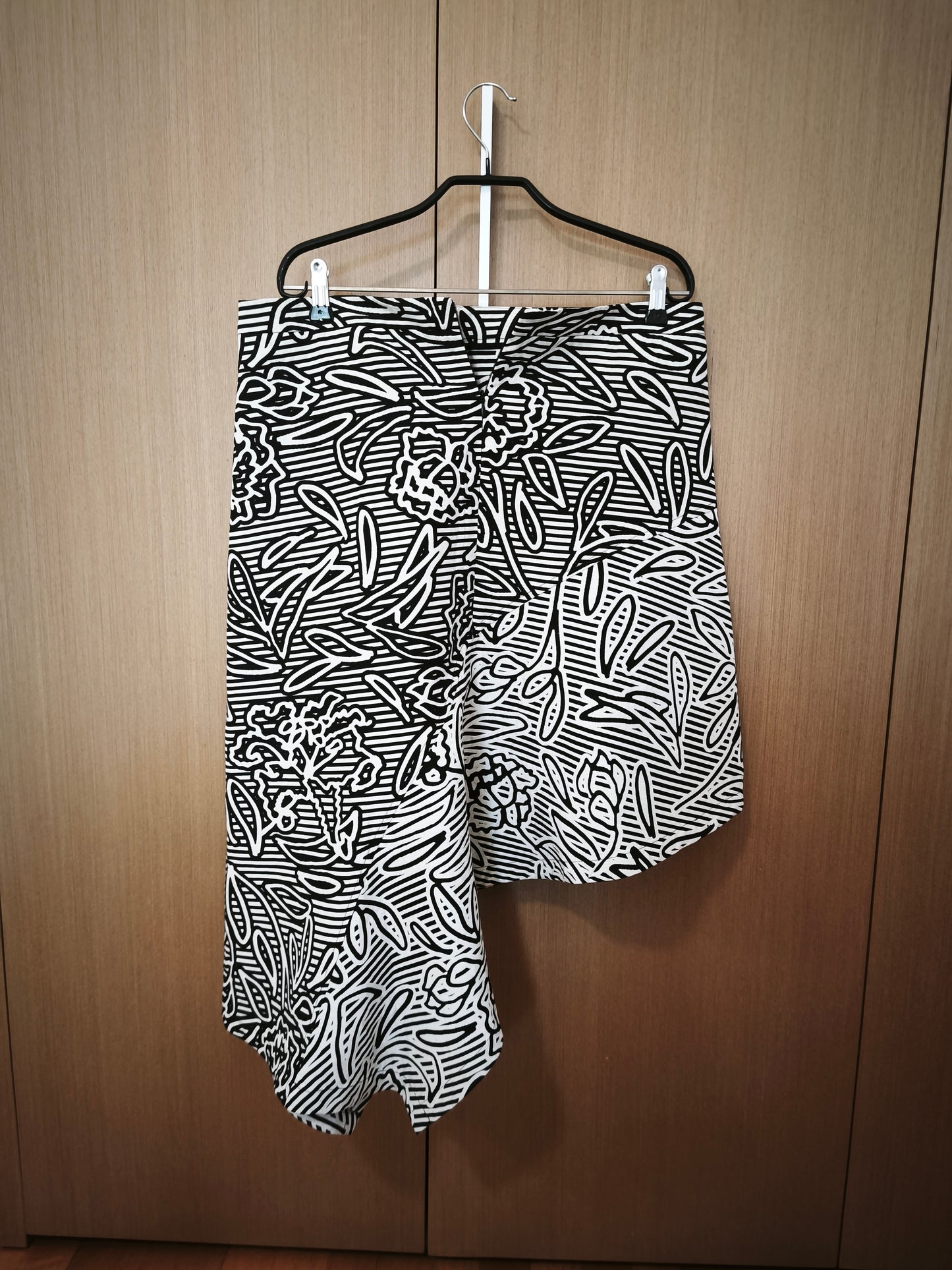 NÉTHÉ SKIRT