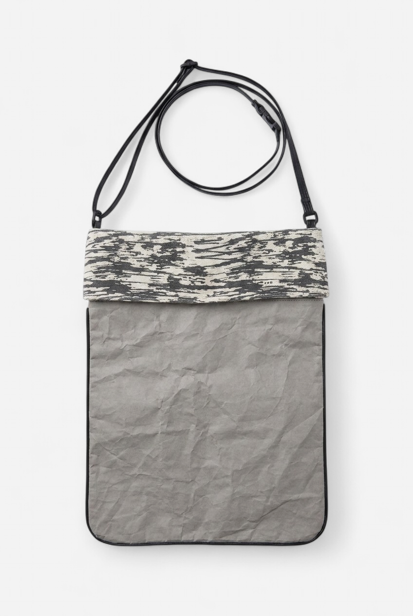 Sac bandoulière effet papier