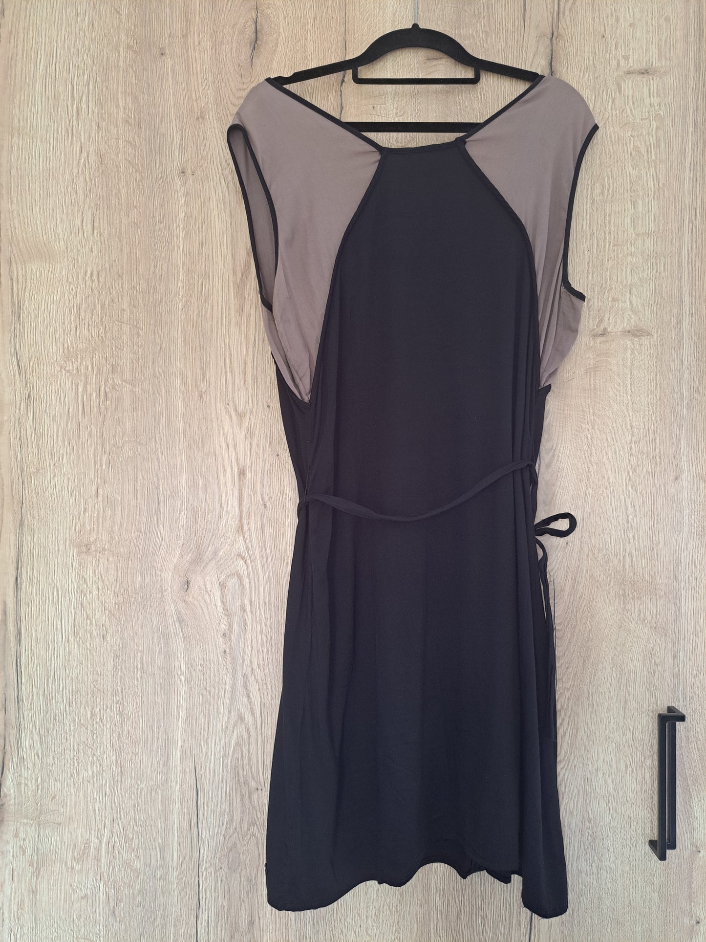 Robe noire