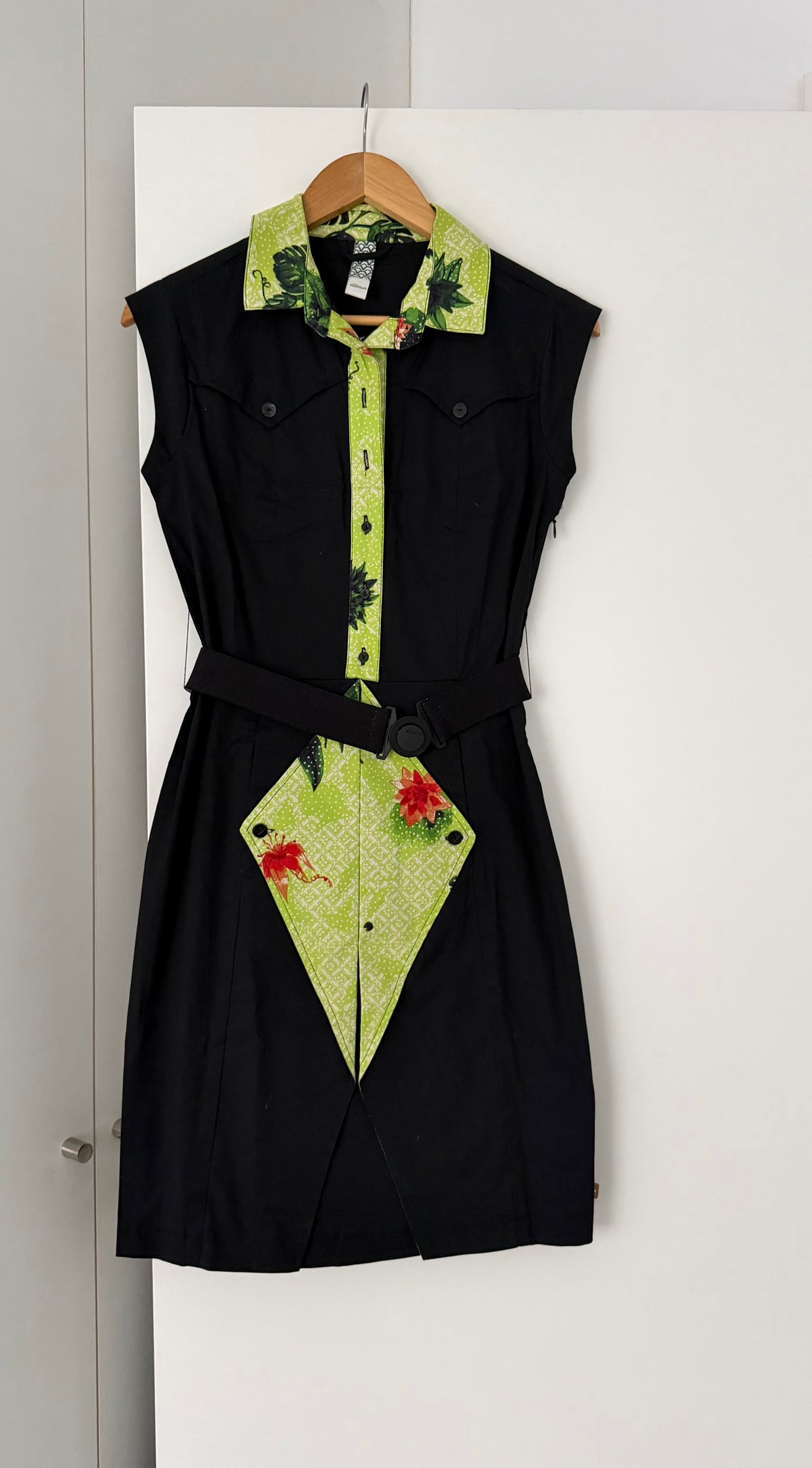 Robe midi ajustée