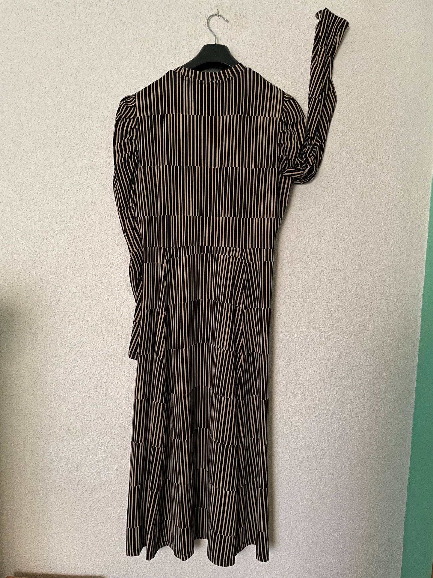 VESTE LANO