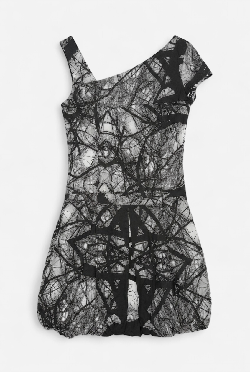 Vestido mini corte asimétrico