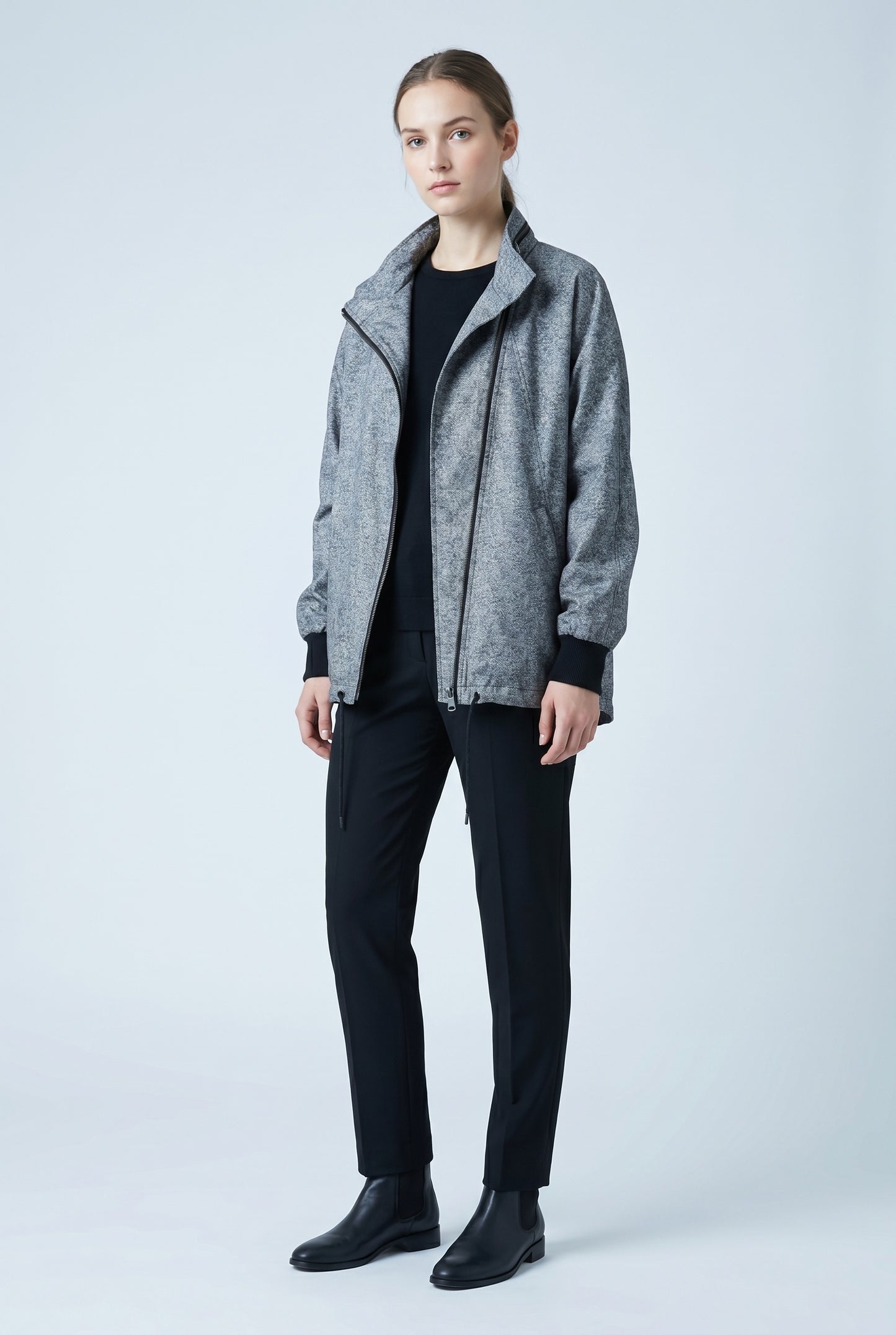 chaqueta gris