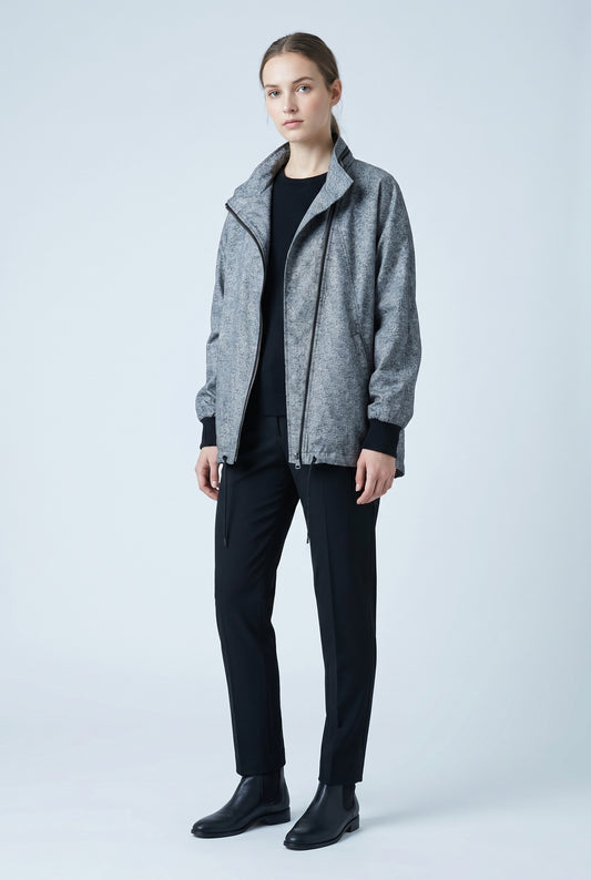 chaqueta gris
