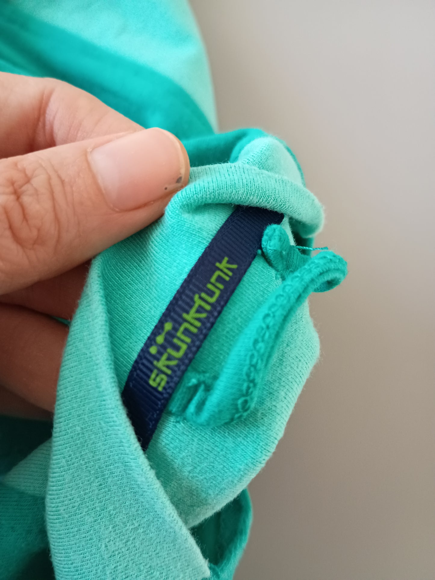 Camiseta sin mangas verde