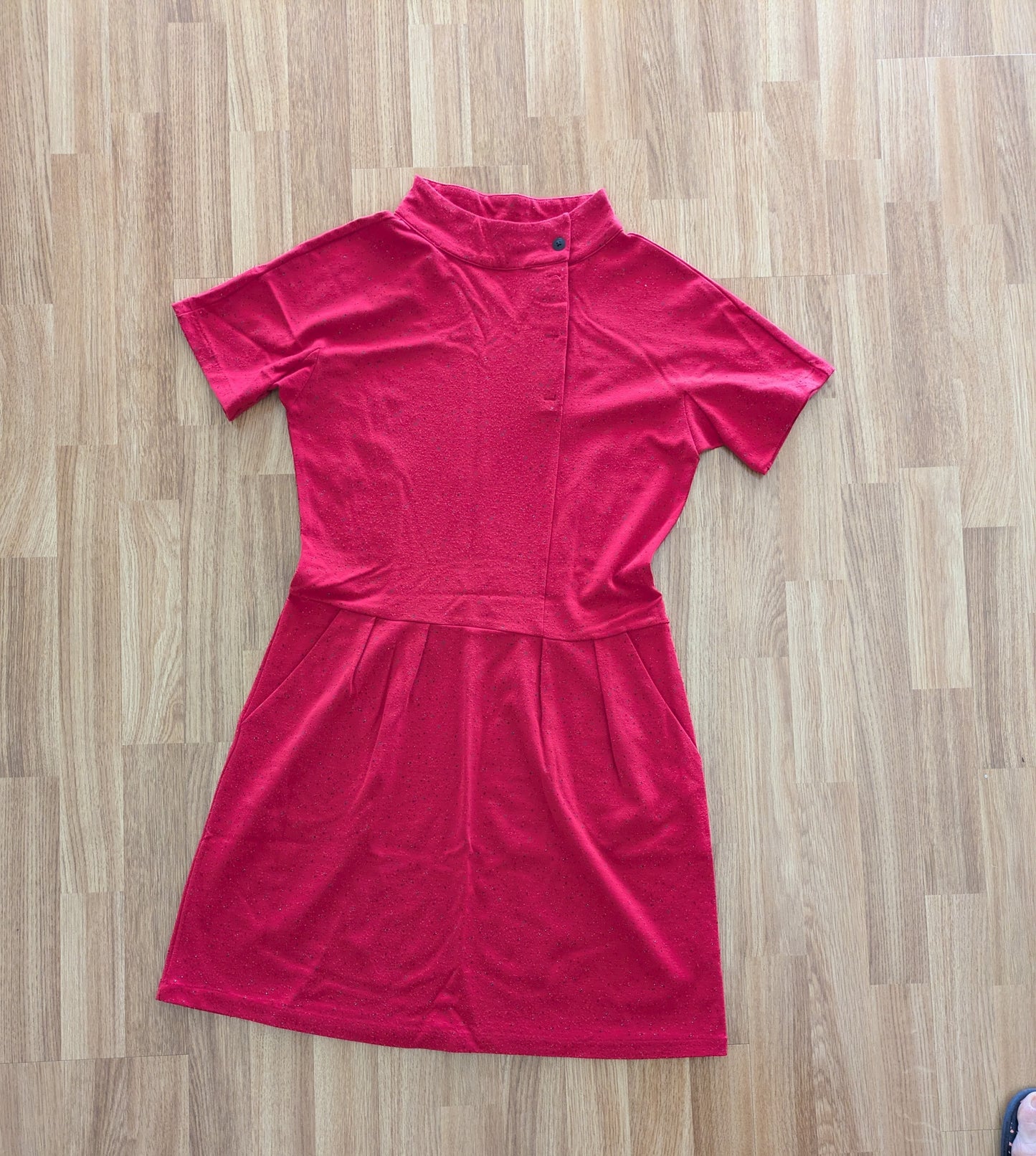 ROBE ROUGE