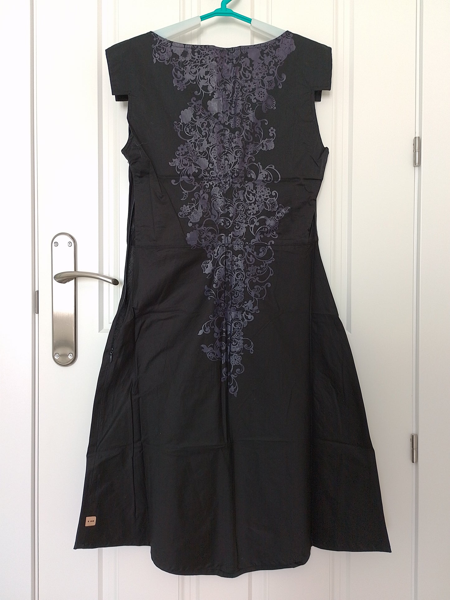 Robe Enara