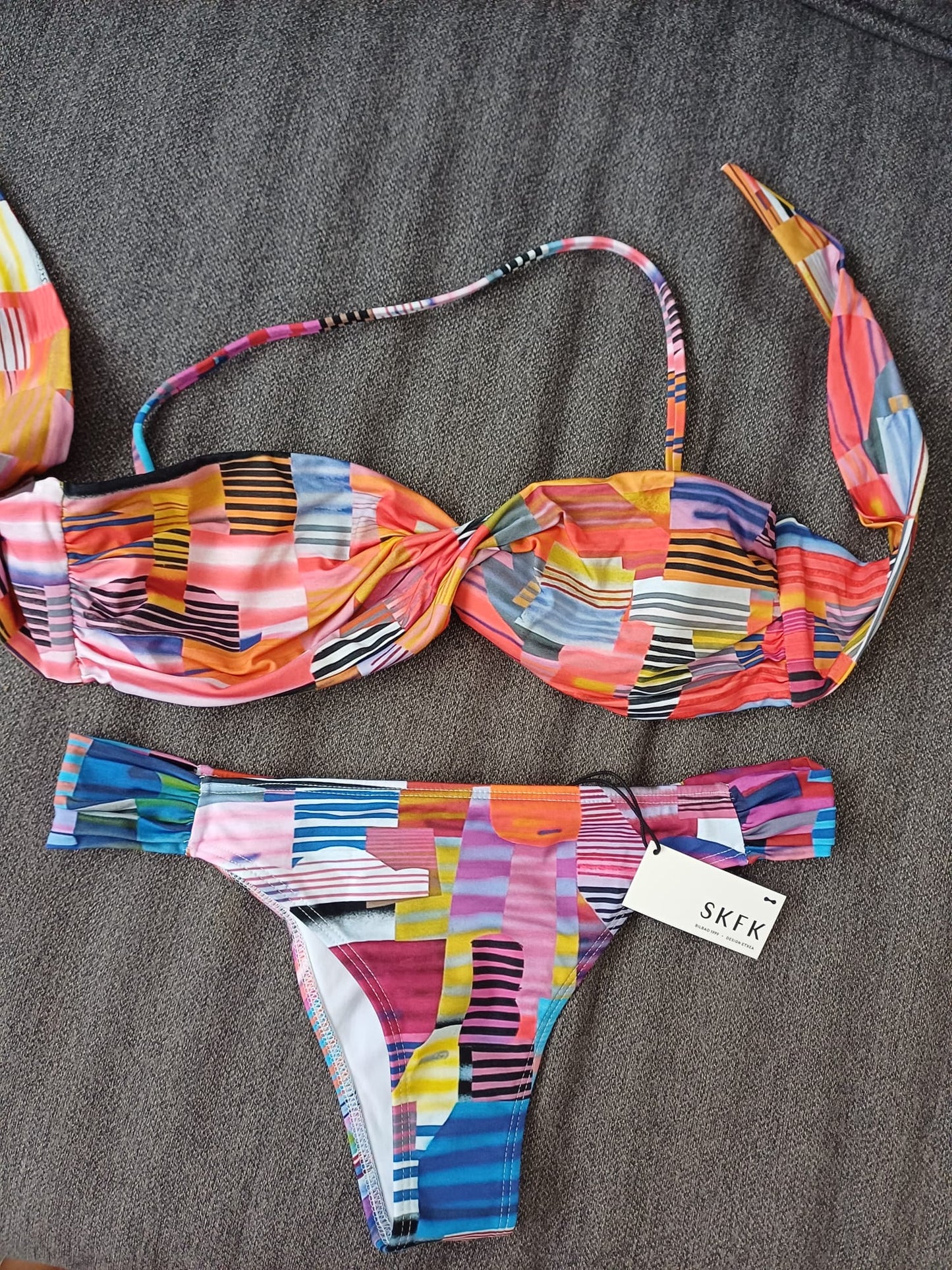 BIKINI AIZKORRI