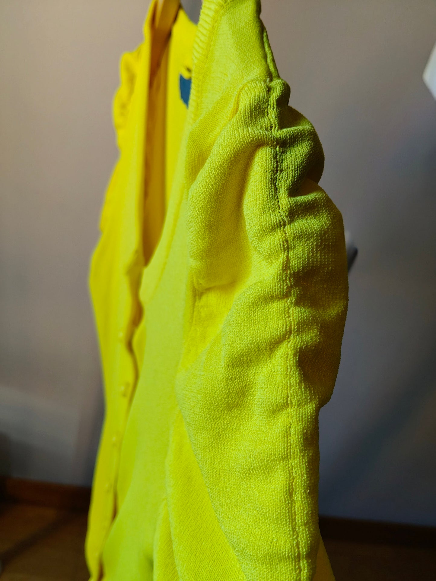T-shirt en maille jaune