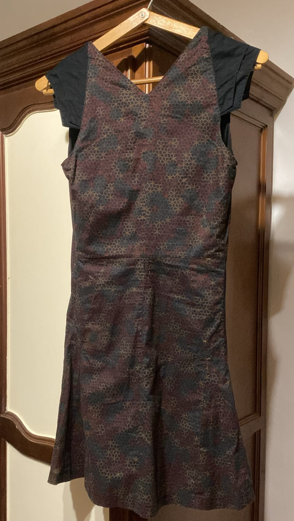 ROBE COURTE AJUSTÉE