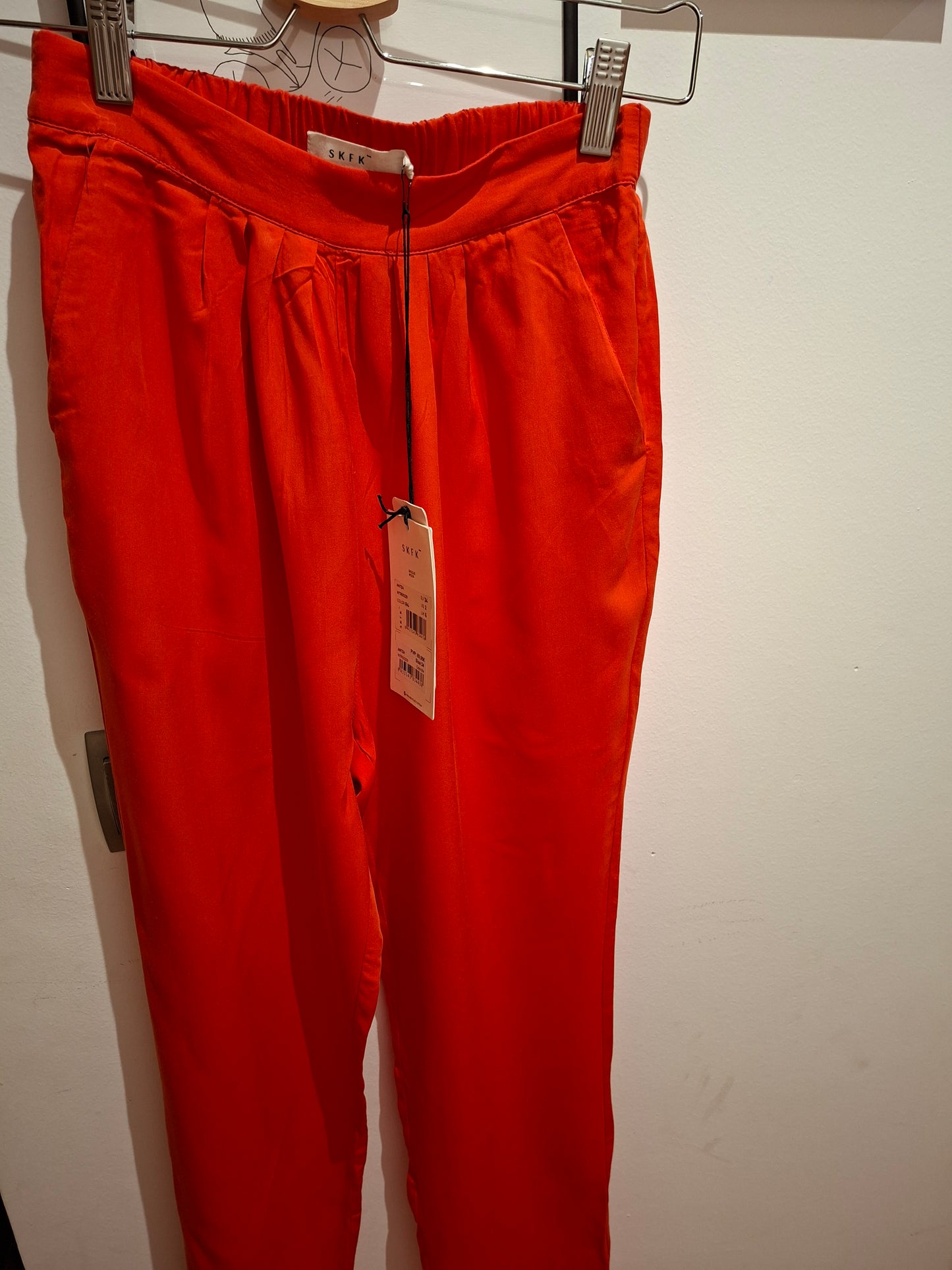 Pantalon rouge