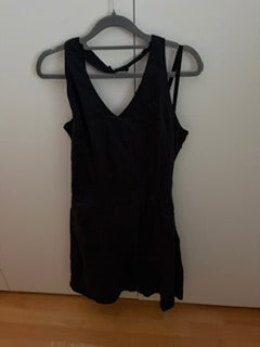 ROBE NOIRE