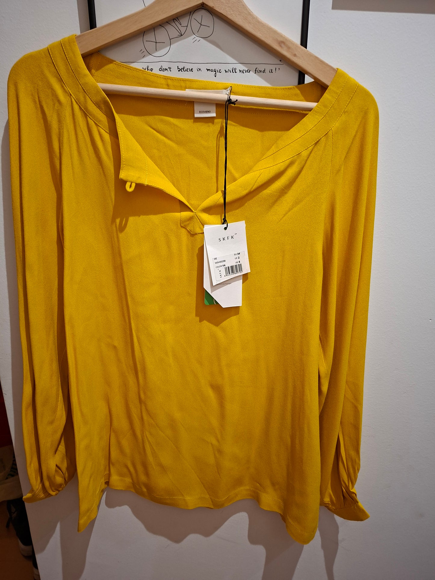 Chemise jaune
