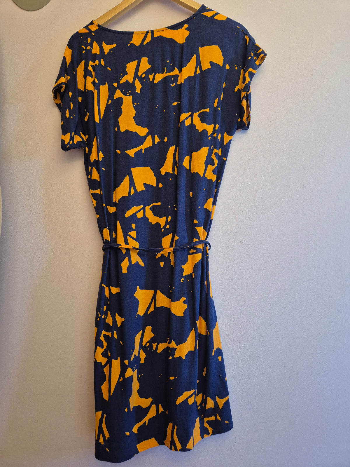 ROBE EITZA