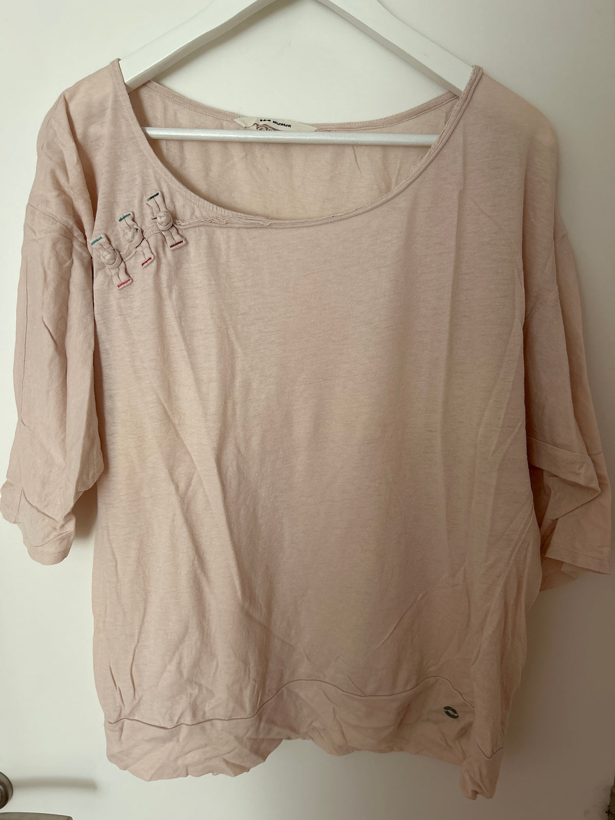 T-shirt BAIGURA