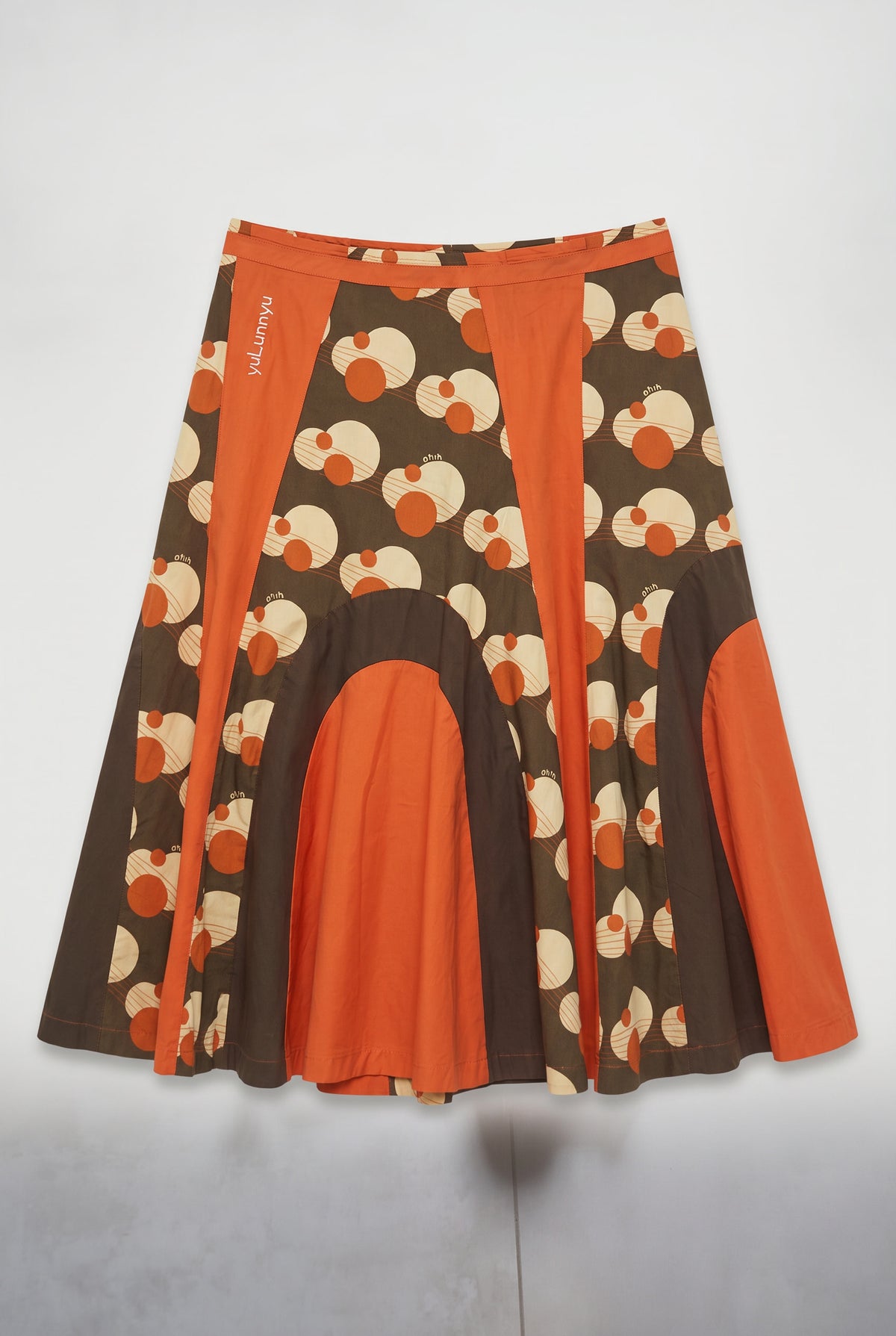 Jupe orange, marron à motifs
