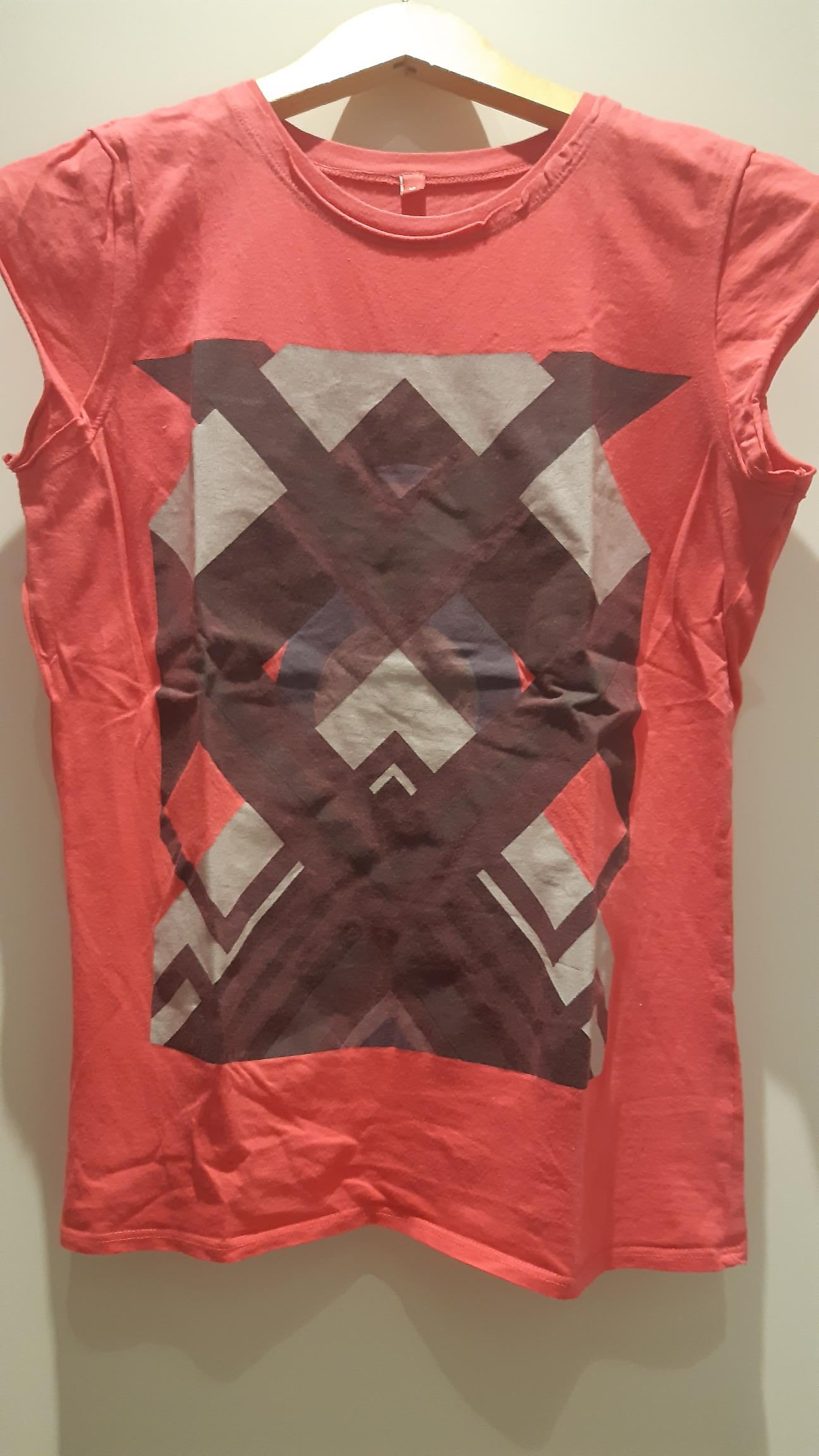 Camiseta rosa ART COLLAGE