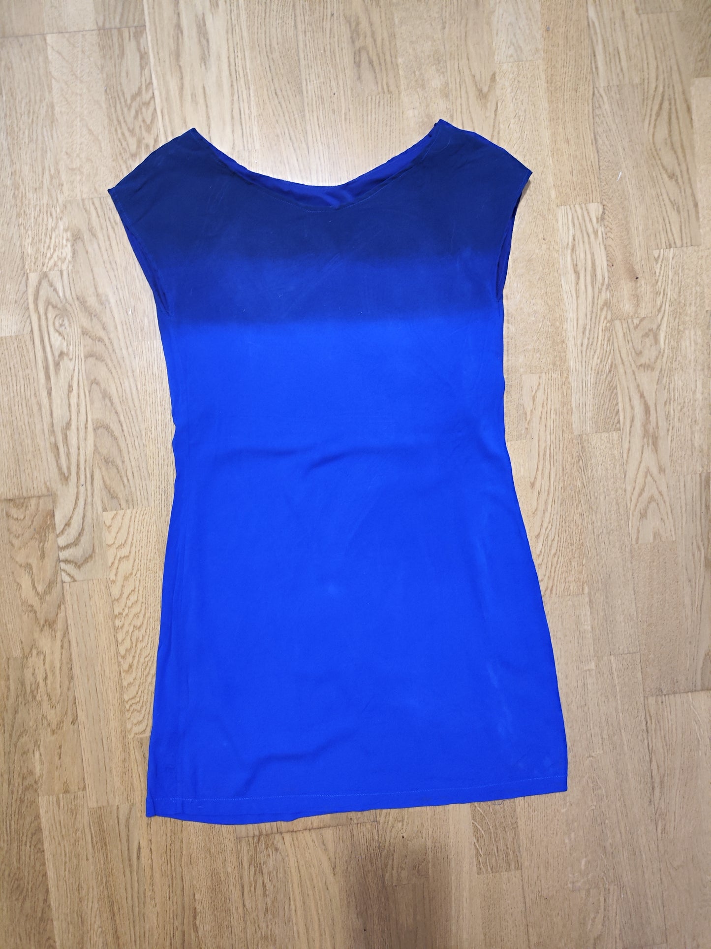 Vestido en tonos azules
