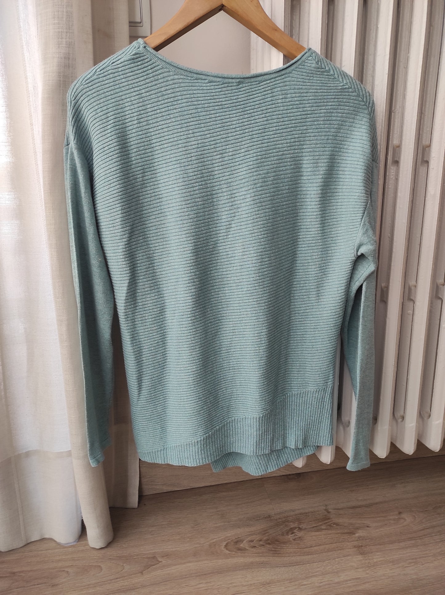 Jersey con cintura asimétrica