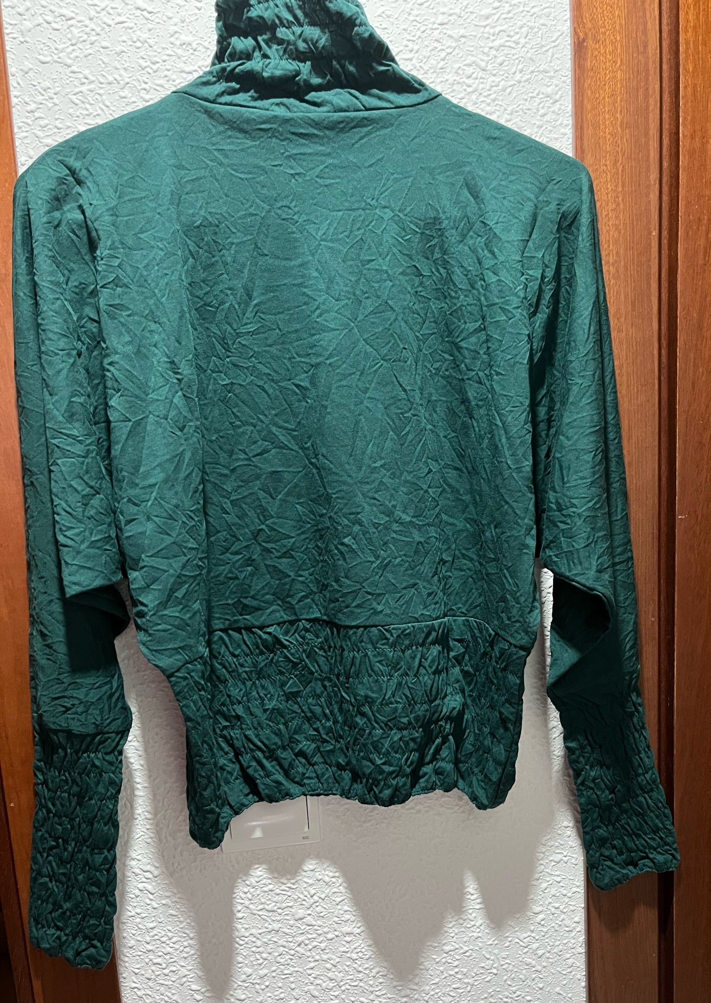 Parte superior verde oscuro