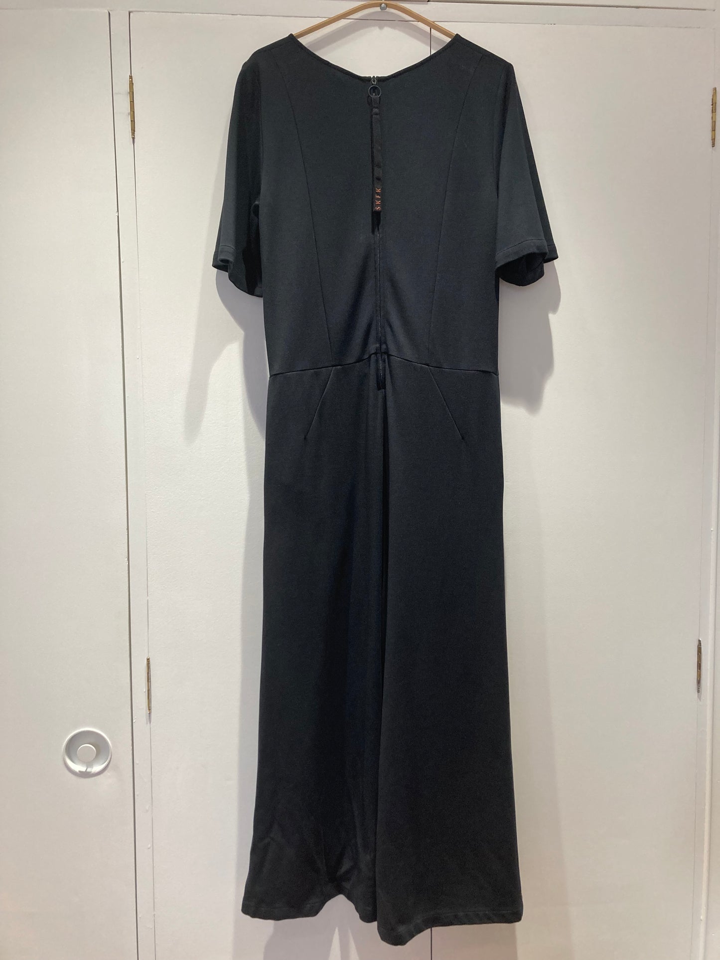 Mono azul marino Gabiria