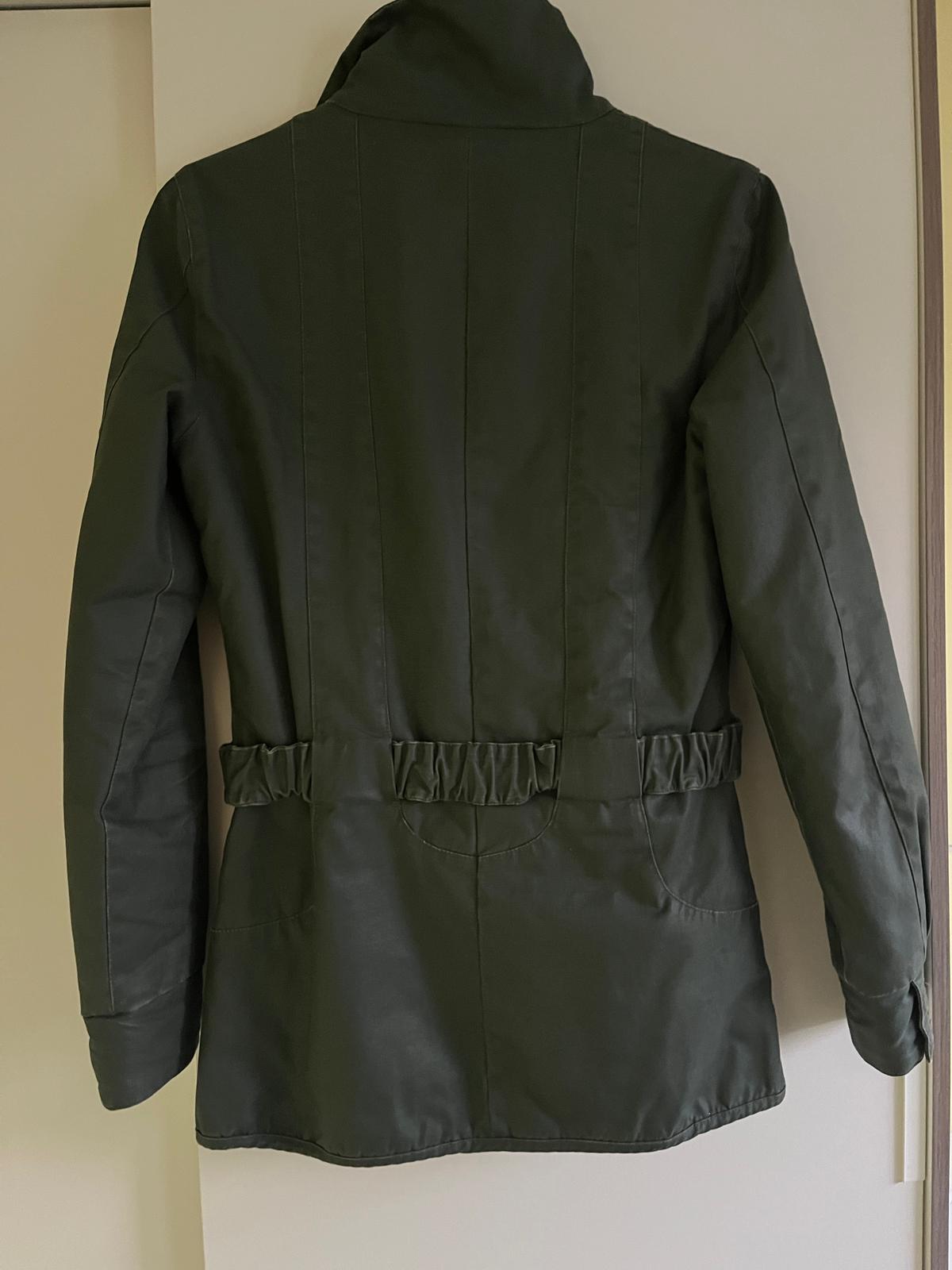 Parka impermeable verde