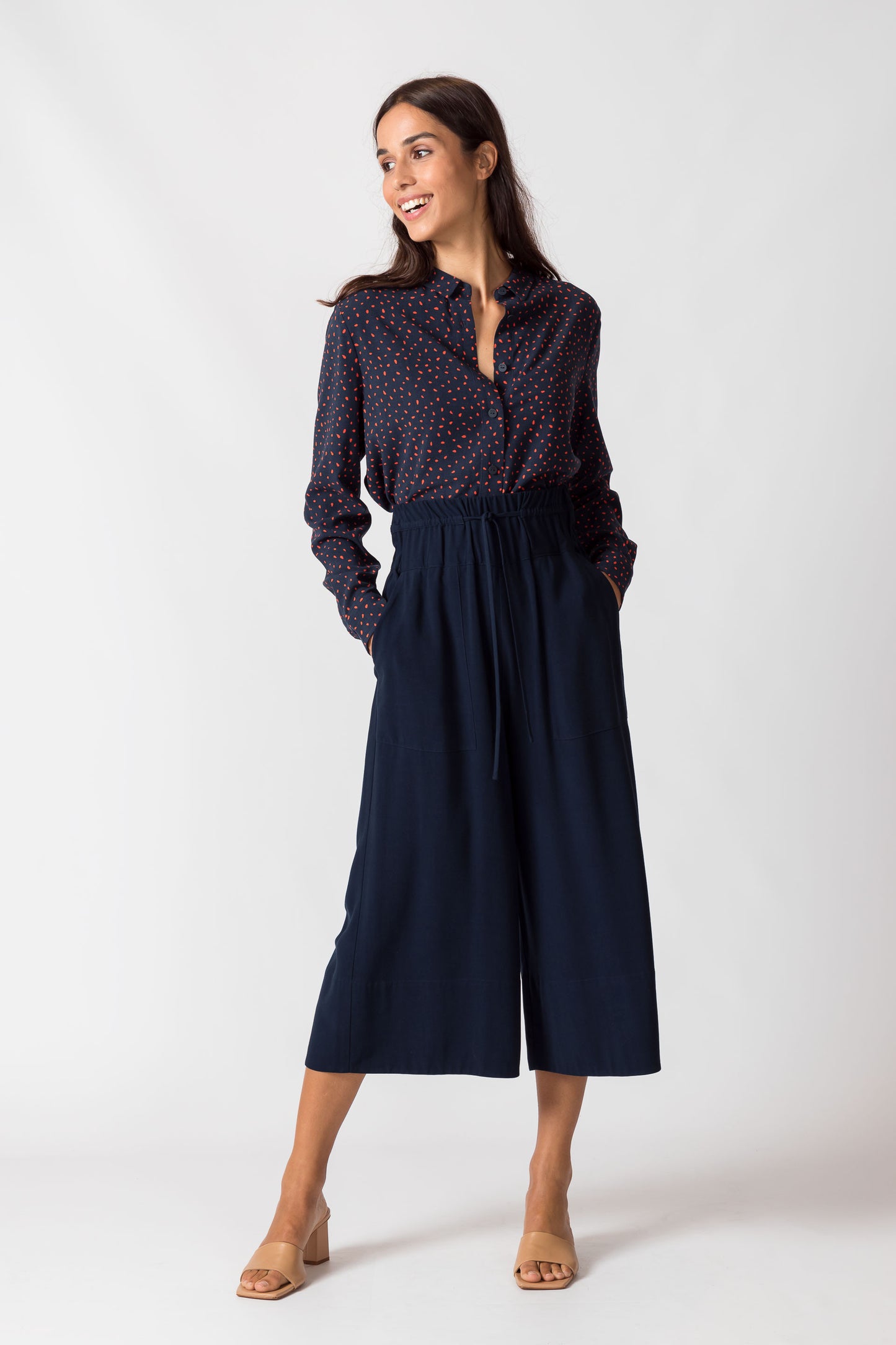 ELGEA WOMEN TROUSER