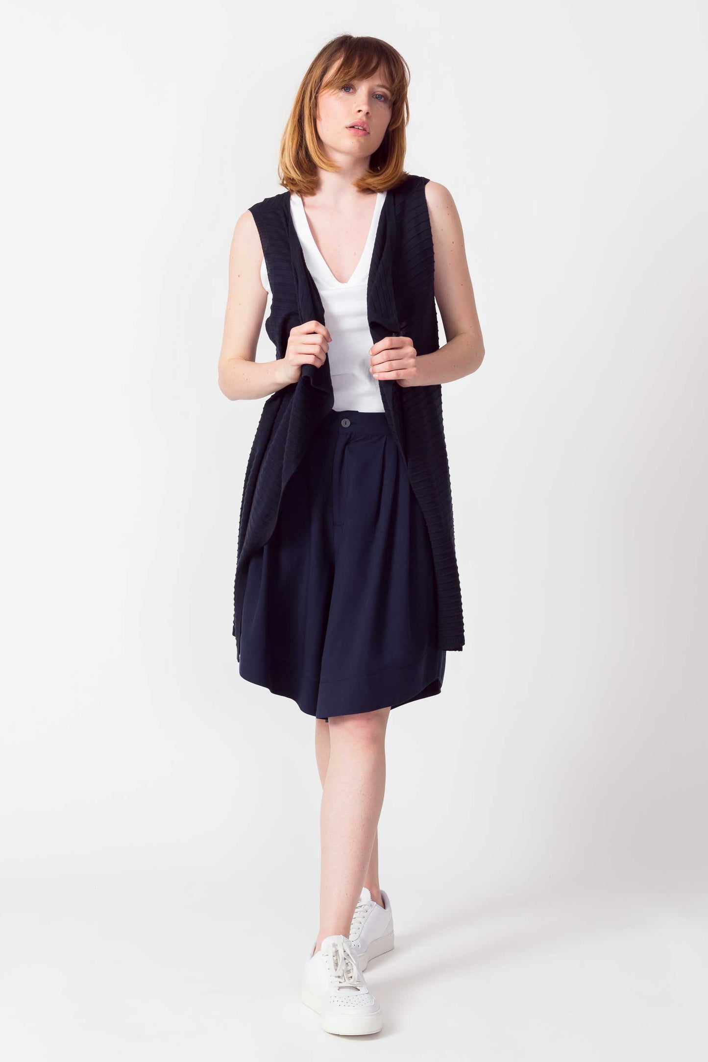 HABEA WOMEN SWEATER