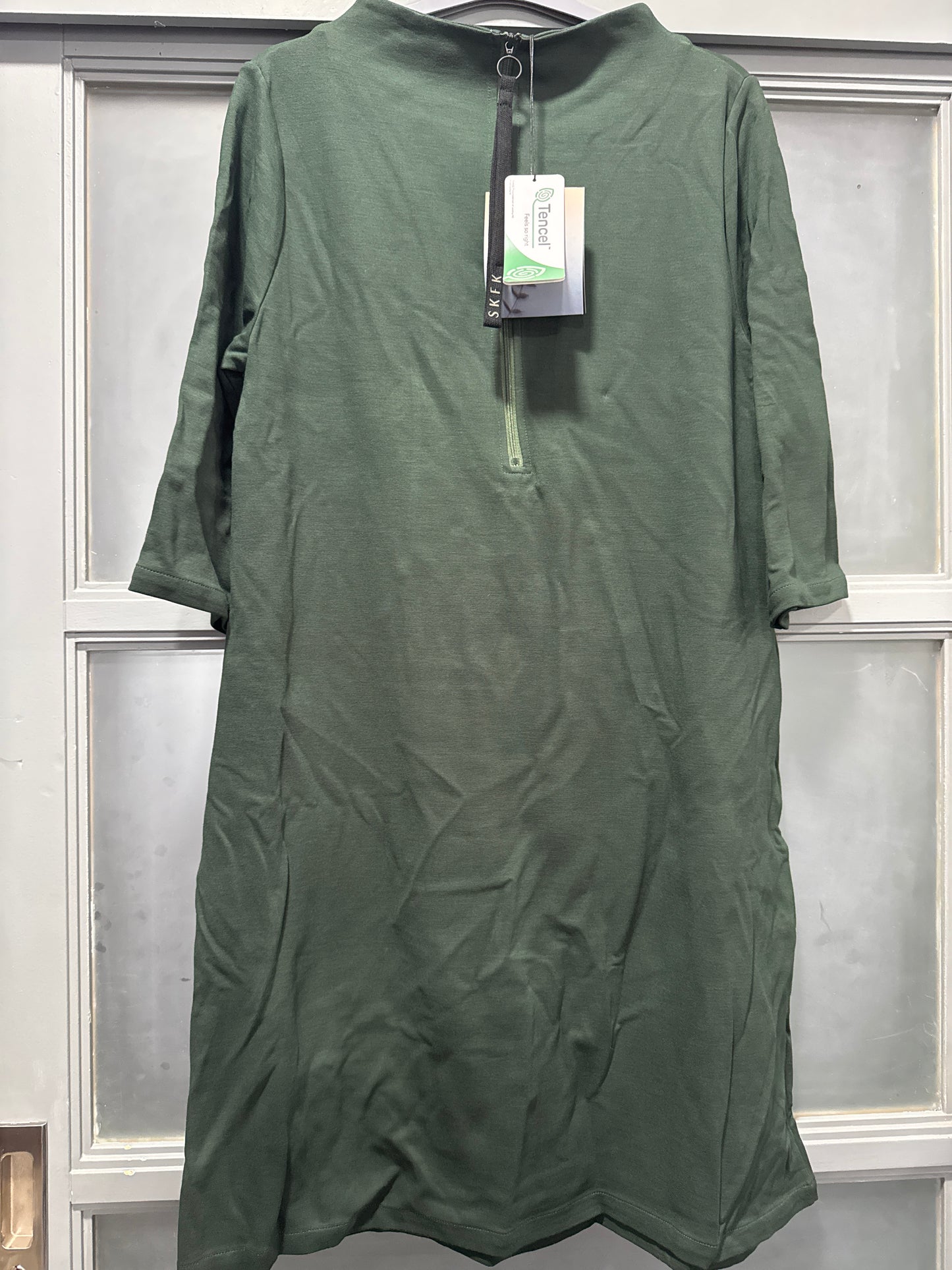 Vestido hasta la rodilla