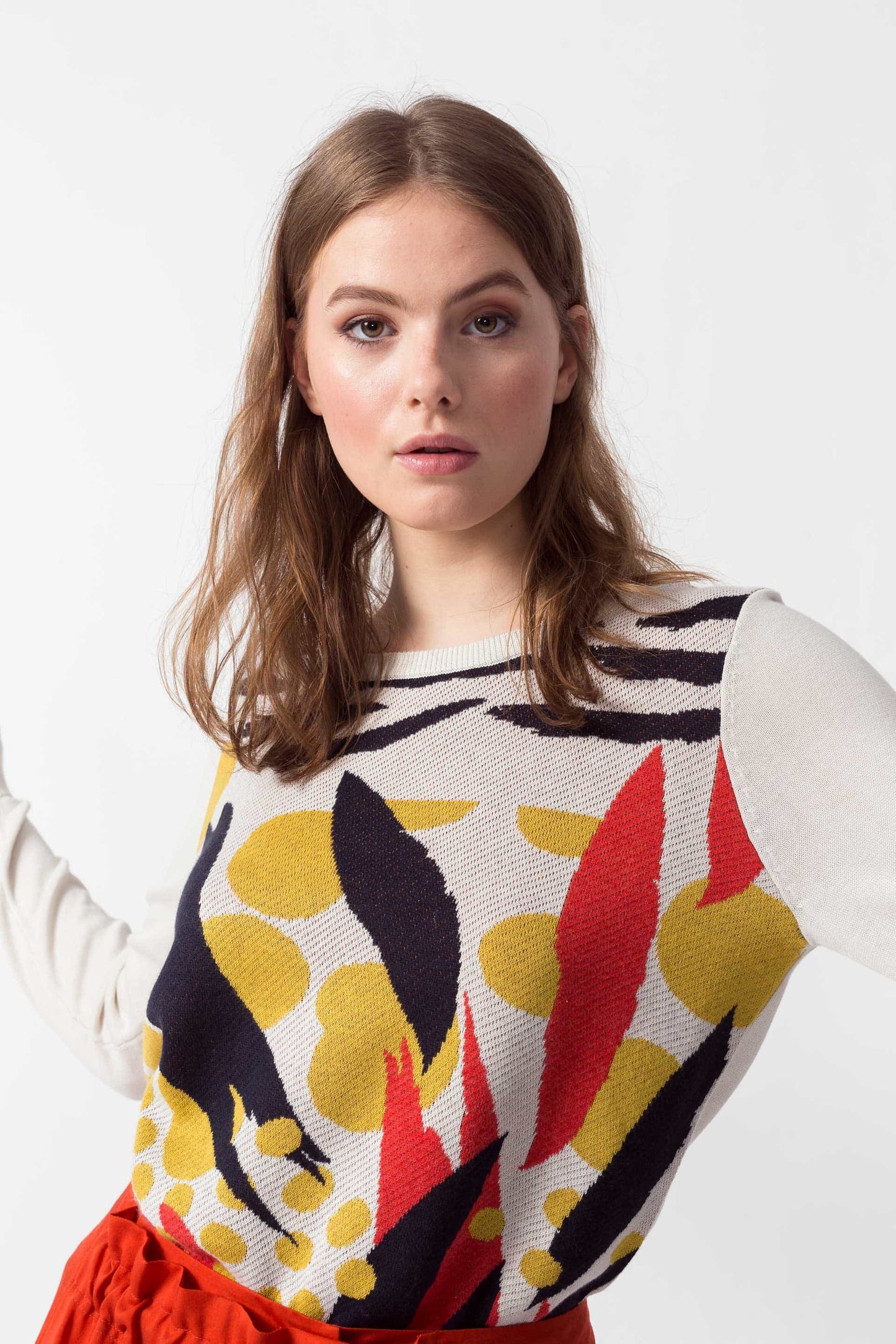 IRADI WOMEN SWEATER