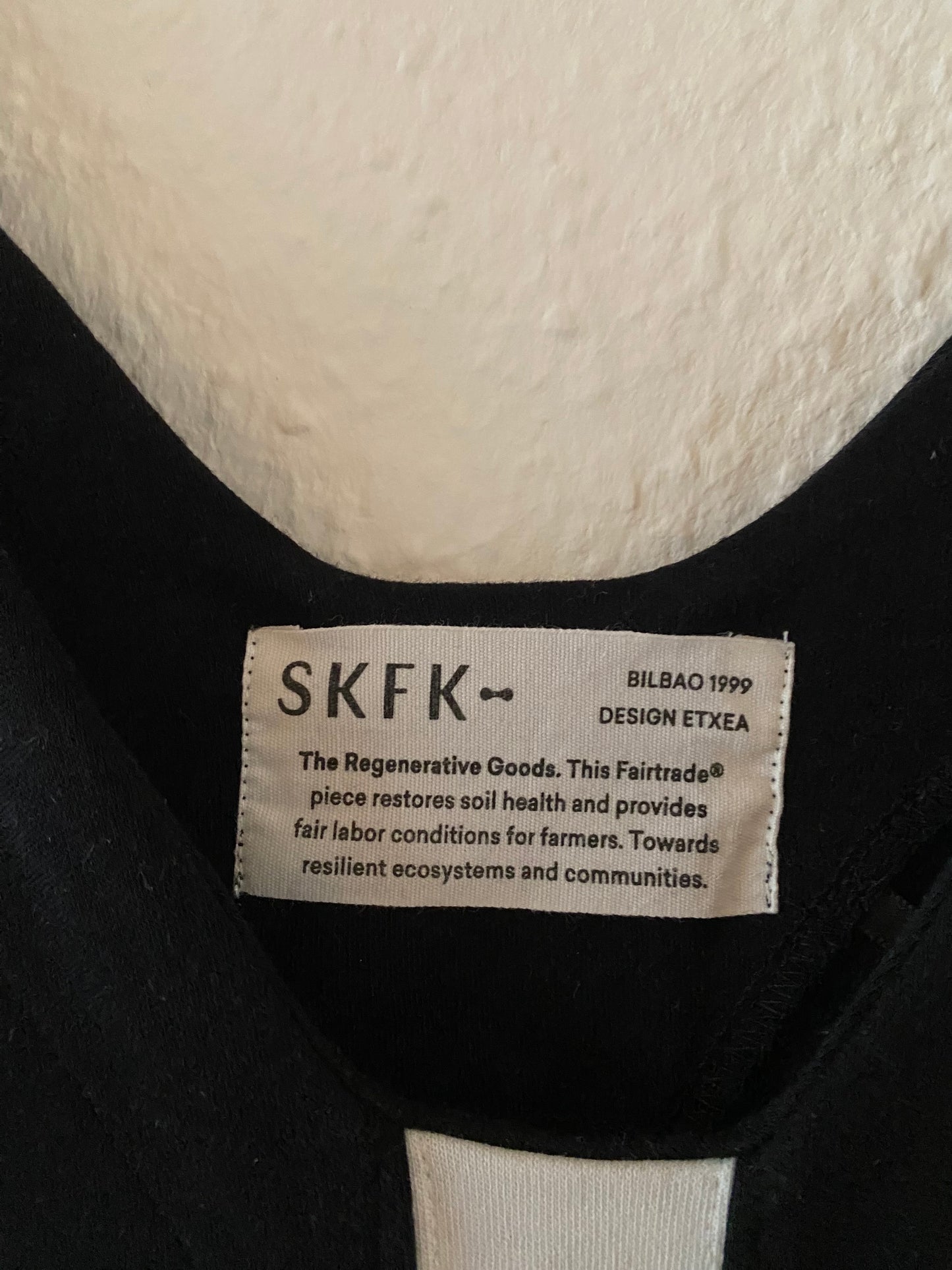 VESTIDO DE ZAINE-GOTS