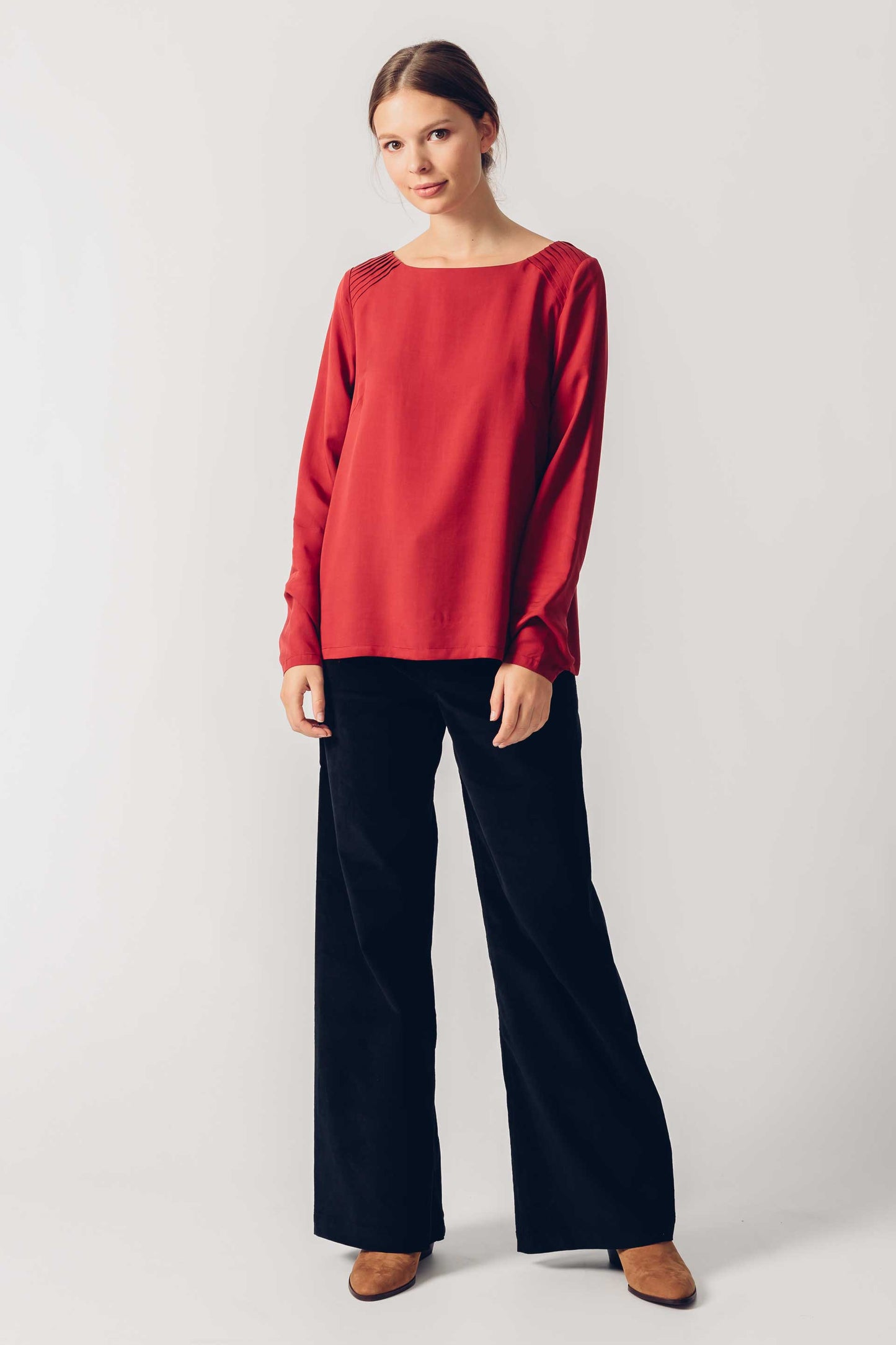 LAPIA WOMEN SHIRT