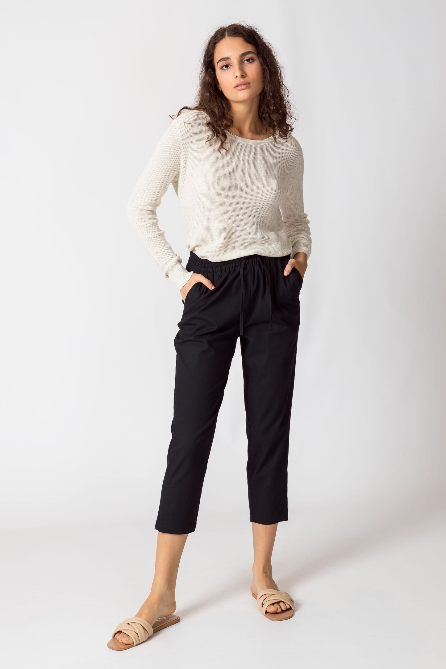 MAKI WOMEN TROUSER