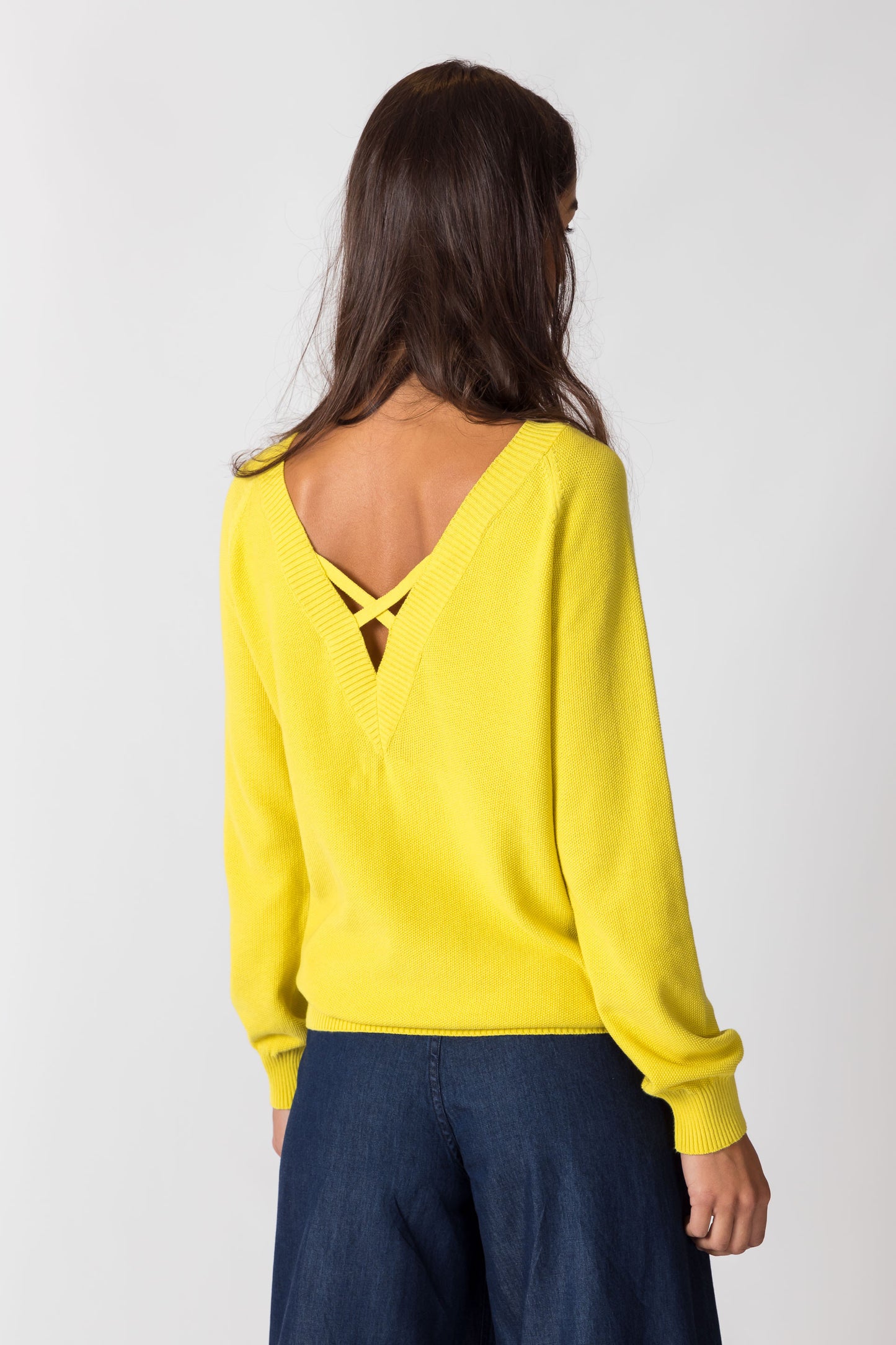 MAORA WOMEN SWEATER