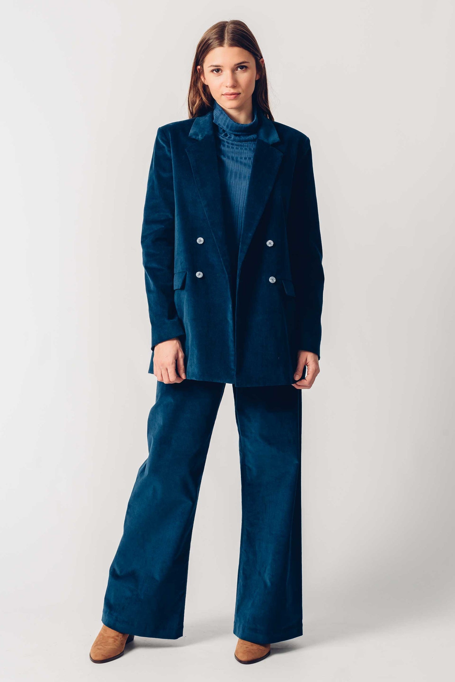 URZURI WOMEN JACKET
